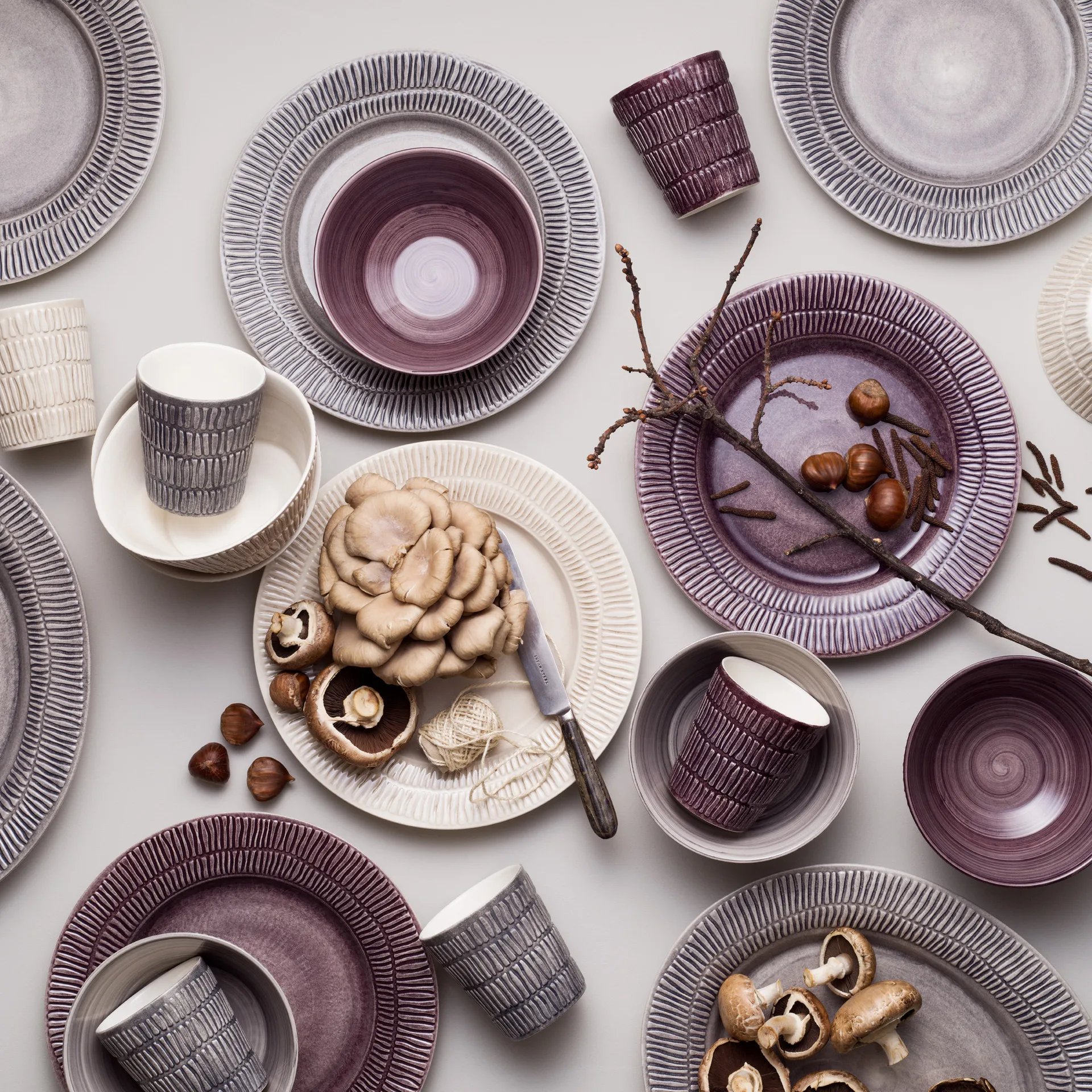 Stripes 盘子 Ø28 cm, Plum Mateus