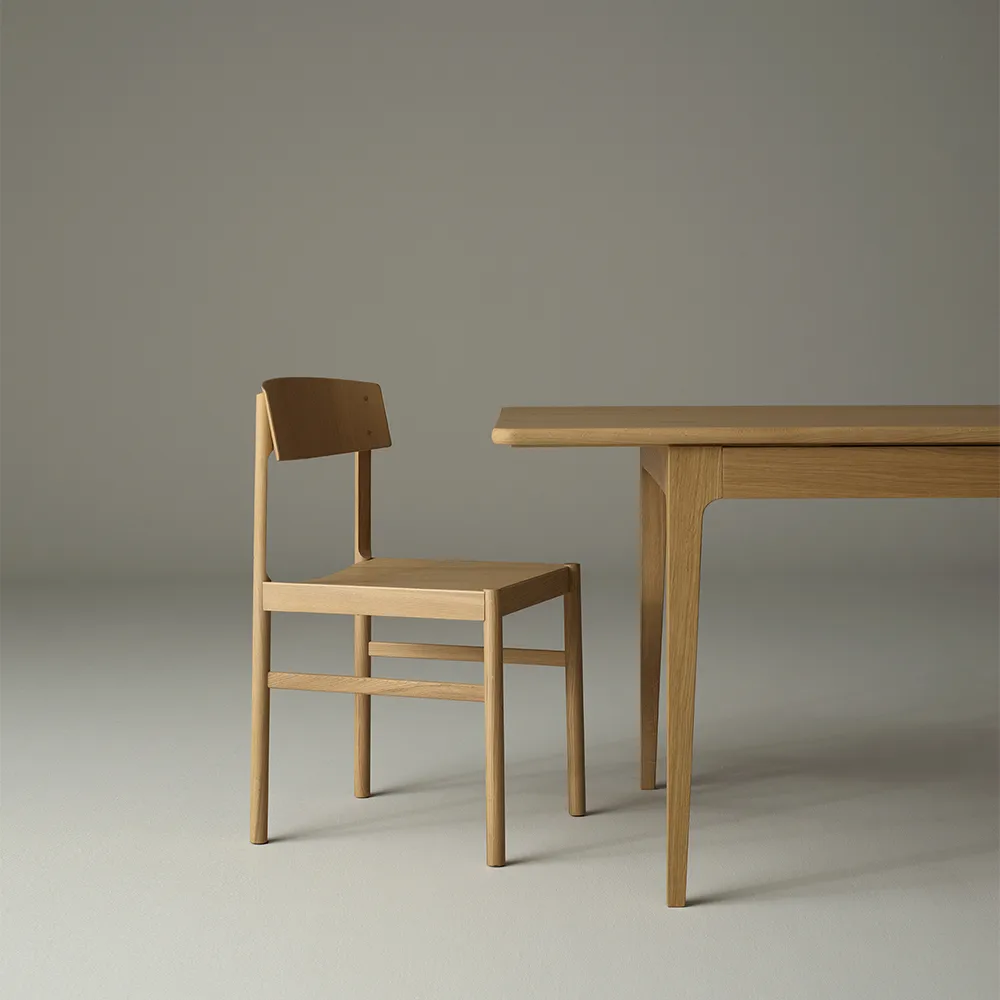 Rod 椅子, 白色 染色的 哑光 漆橡木 Mavis