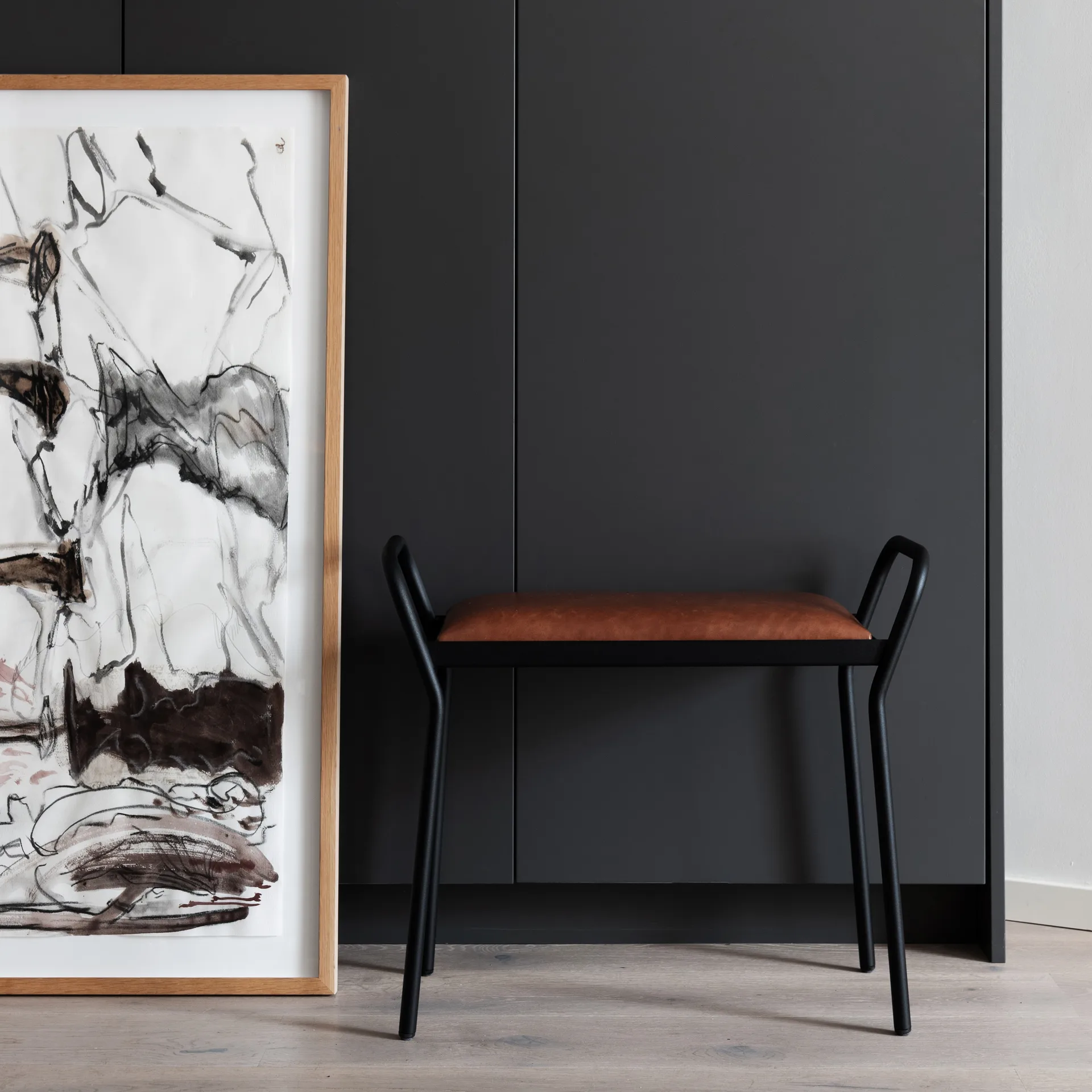 Anyone stool 凳子, 黑色-vintage cognac Maze