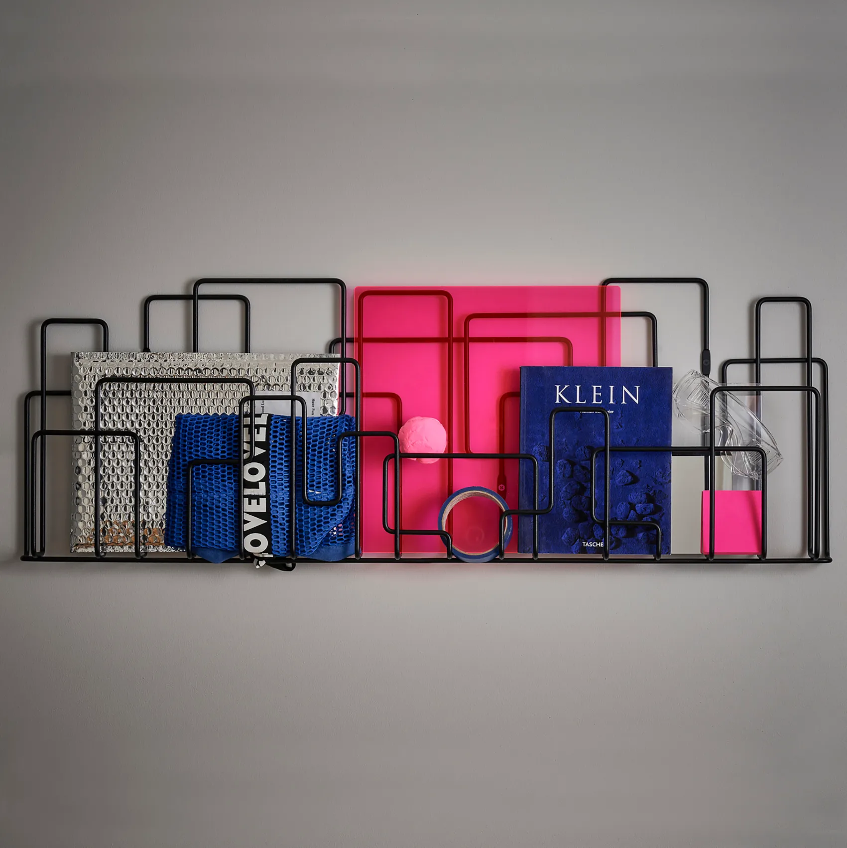 City Sunday magazine holder, 黑色 Maze