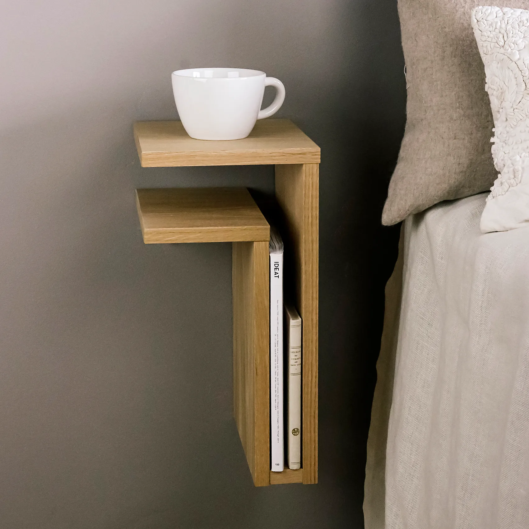 F-shelf wall shelf oak, Shelf left Maze