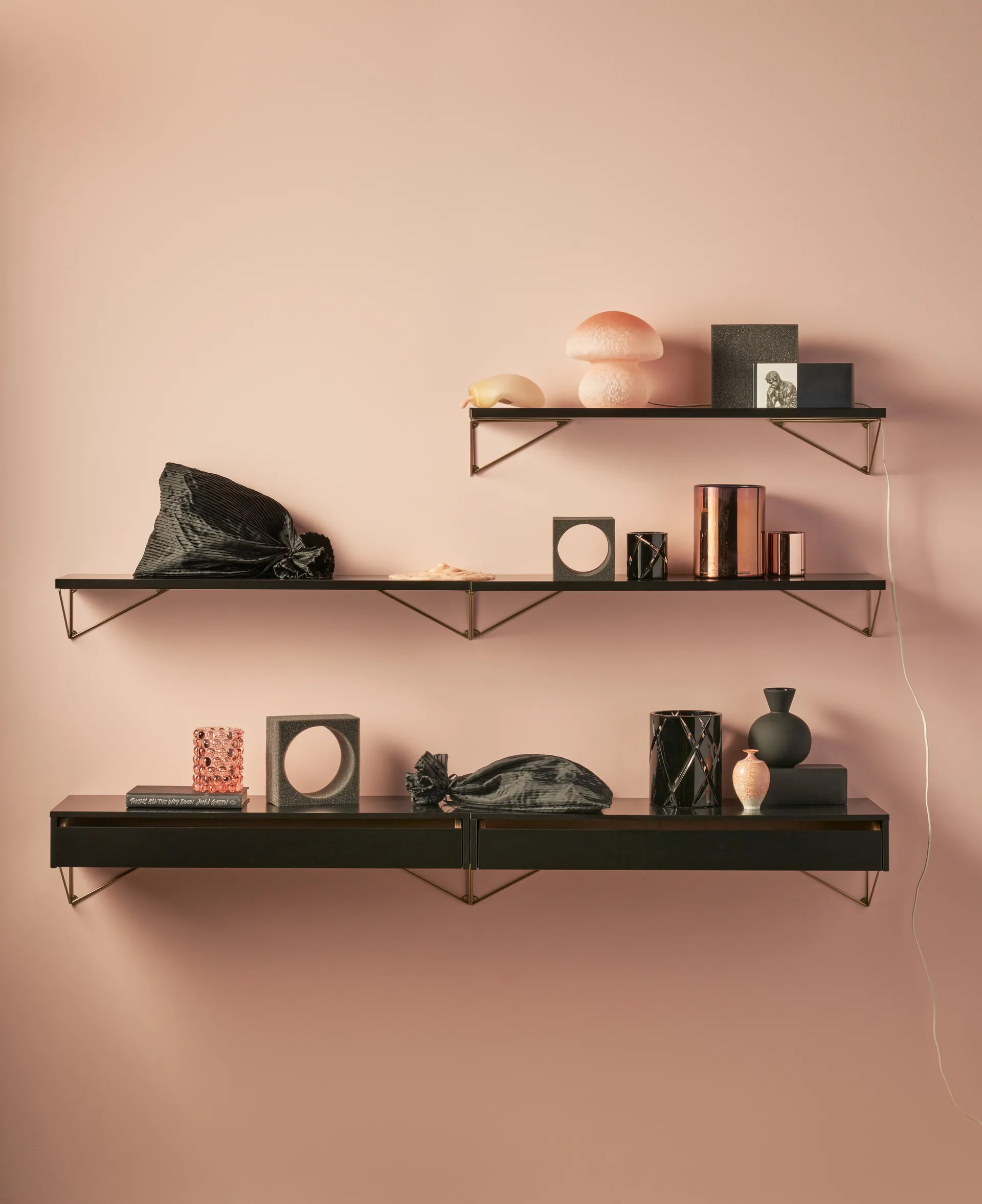 Pythagoras drawer L, 黑色 Maze