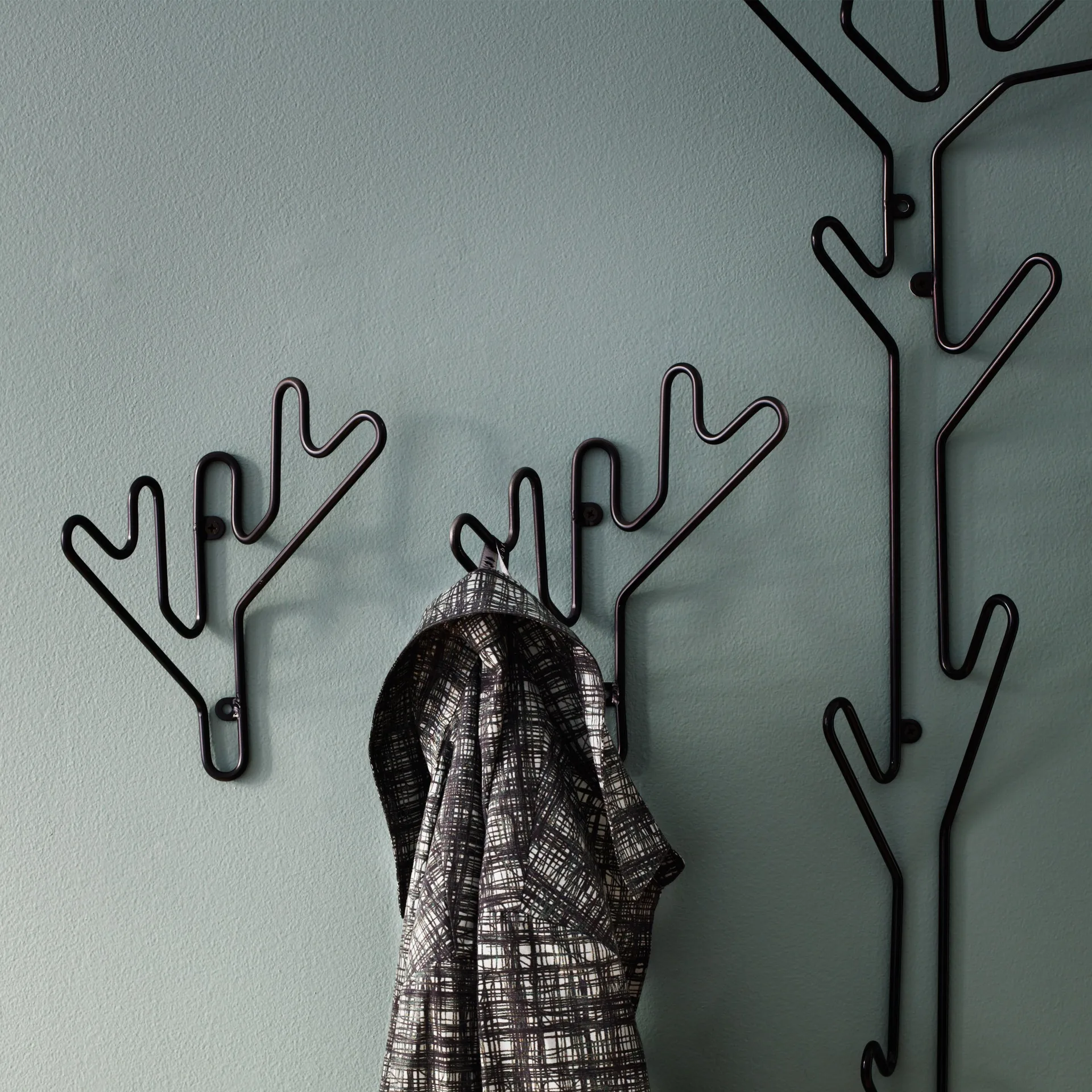 Twig coat hanger, 黑色 Maze