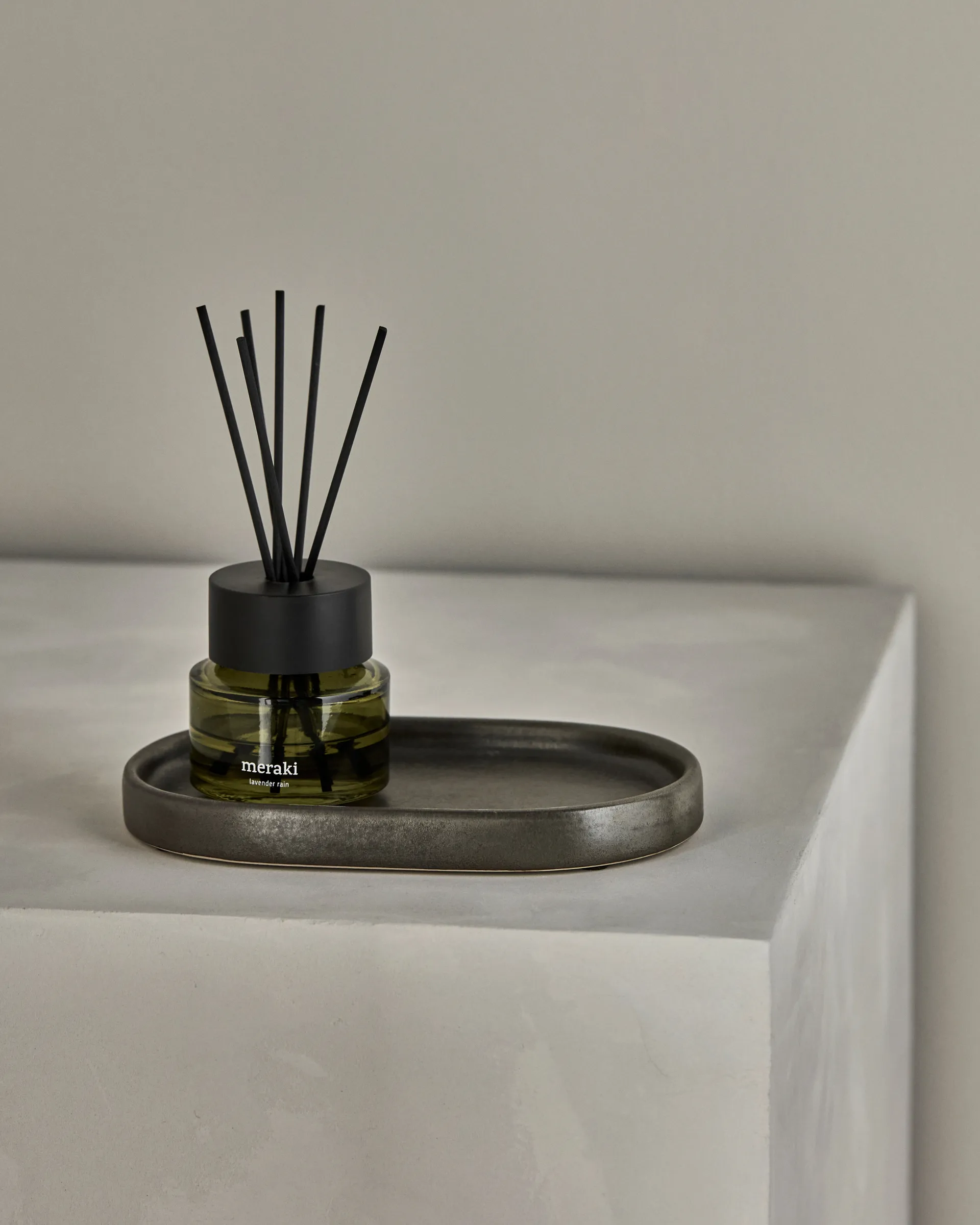 Datura 托盘 12.5x20 cm, 暗灰 Meraki