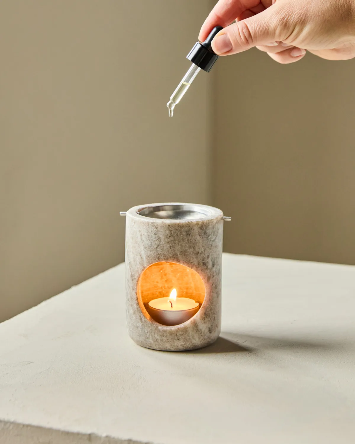 Marble oil burner, 米色, 银色 finish Meraki