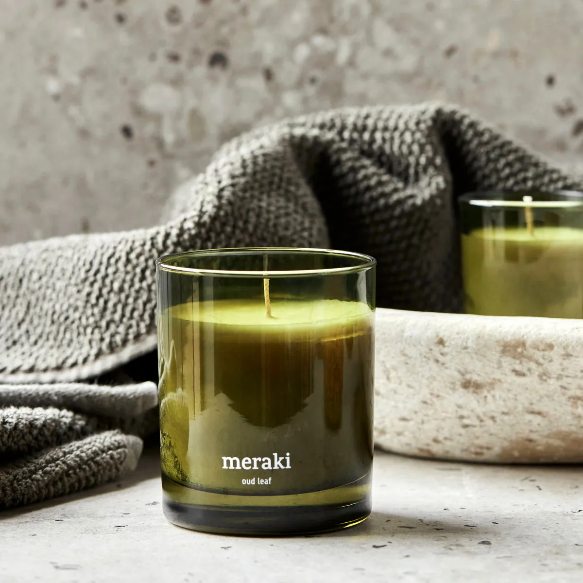 Meraki 35小时香薰蜡烛, 沉香叶香调 Meraki