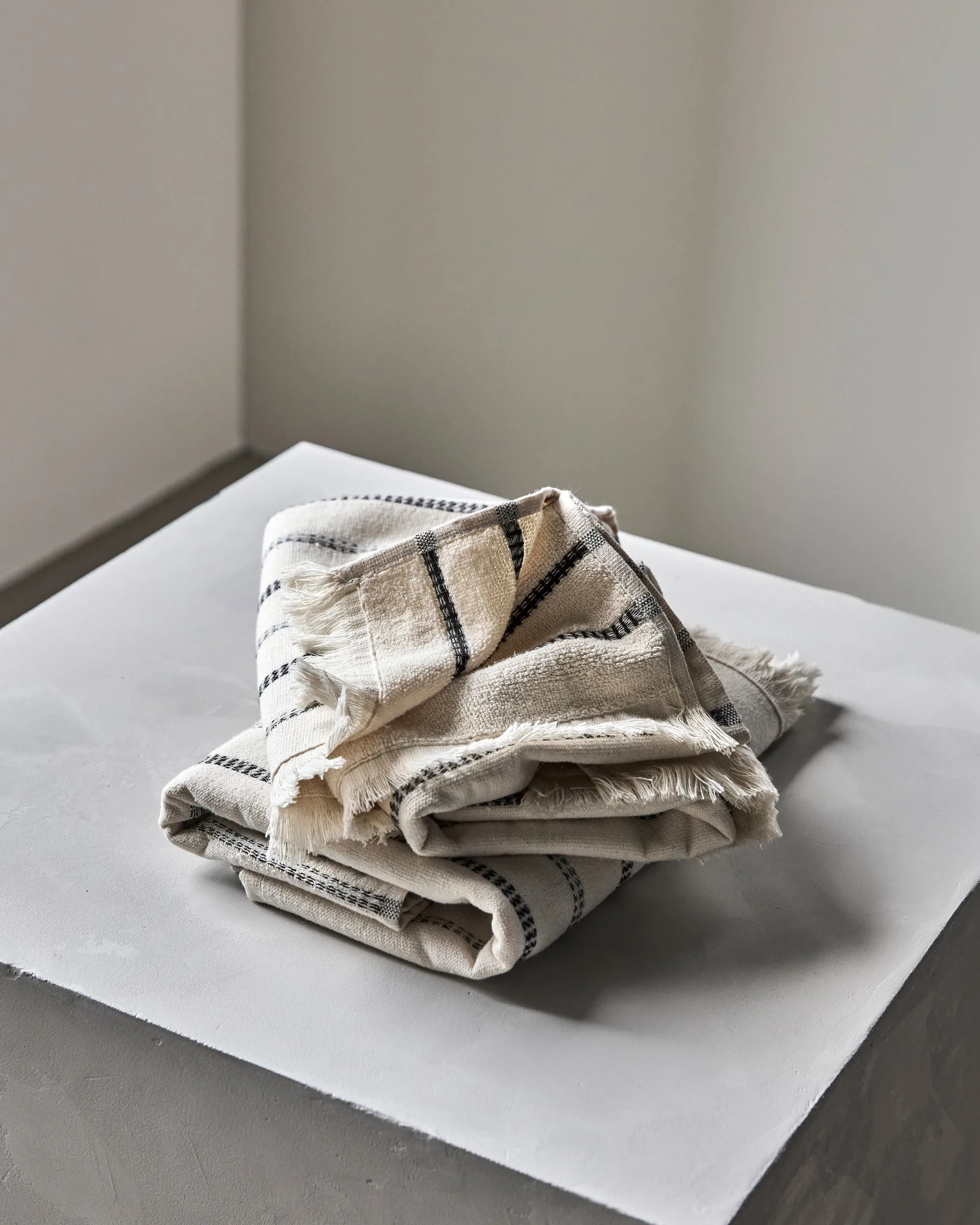 True 毛巾 2件装, 米白黑拼色_50x100cm Meraki