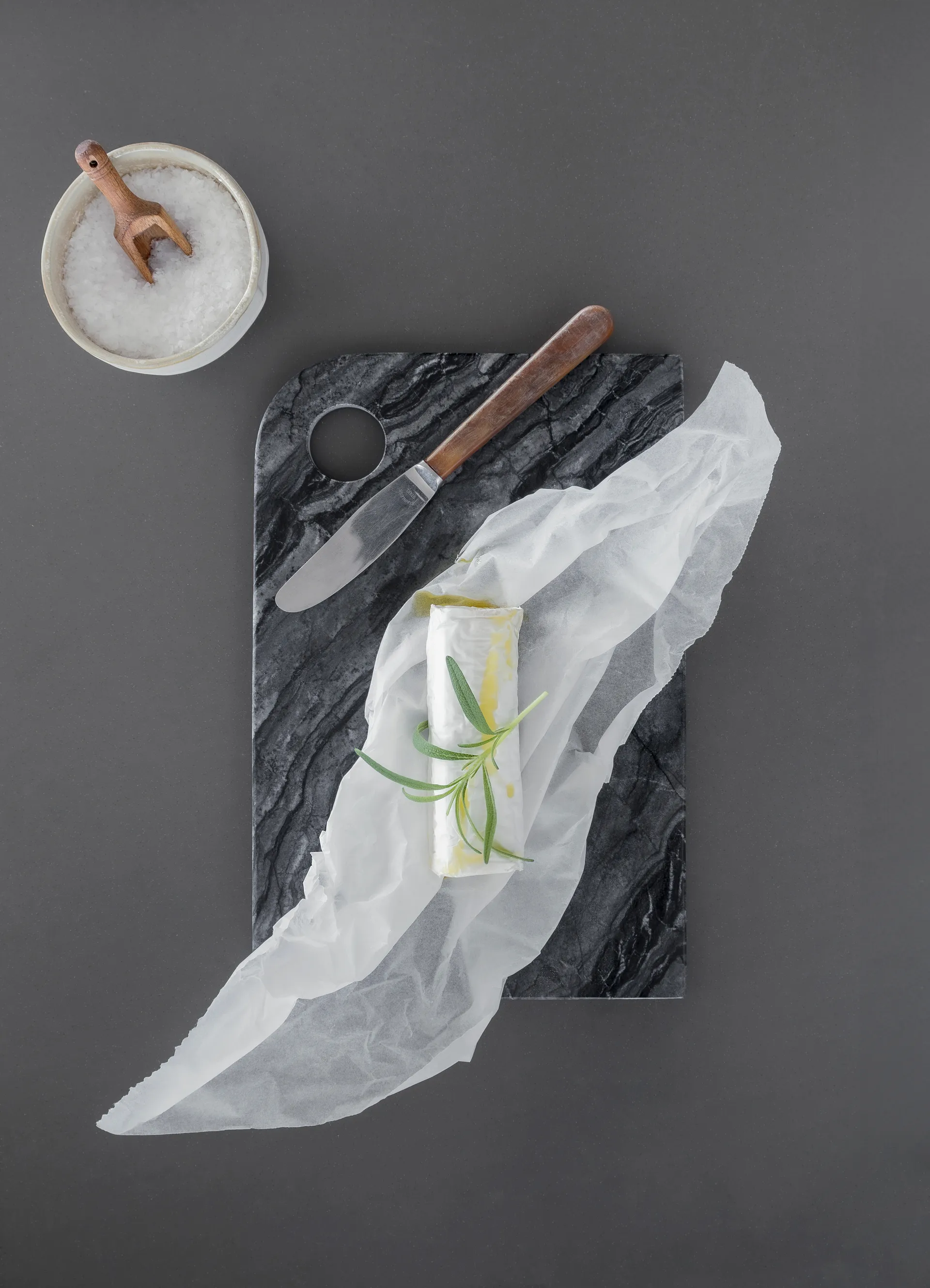 大理石上菜托盘 中号 20x30cm, 黑色_灰色 Mette Ditmer