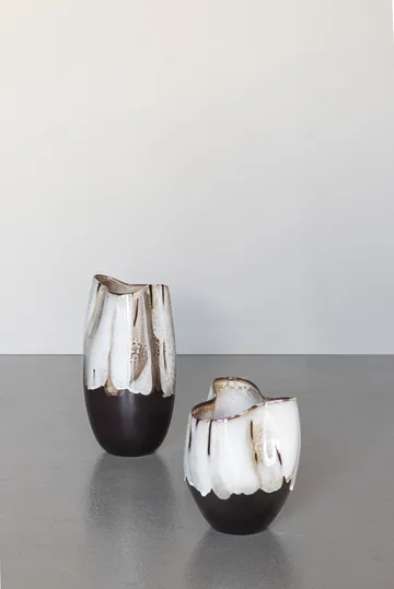 By Hand 小号花瓶 24.5cm - 米白色 - Mette Ditmer