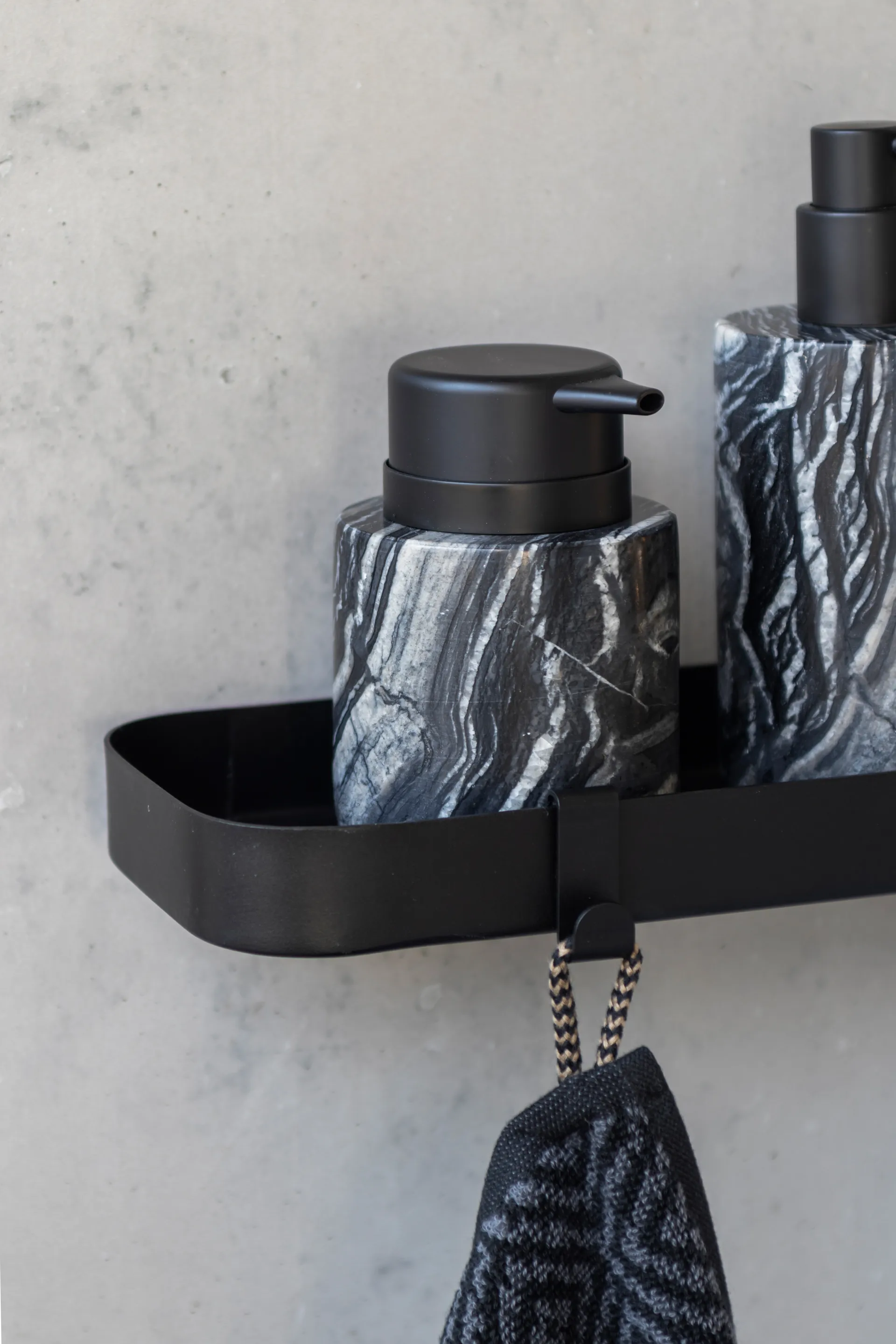 Carry hooks 四件套装, 黑色 Mette Ditmer