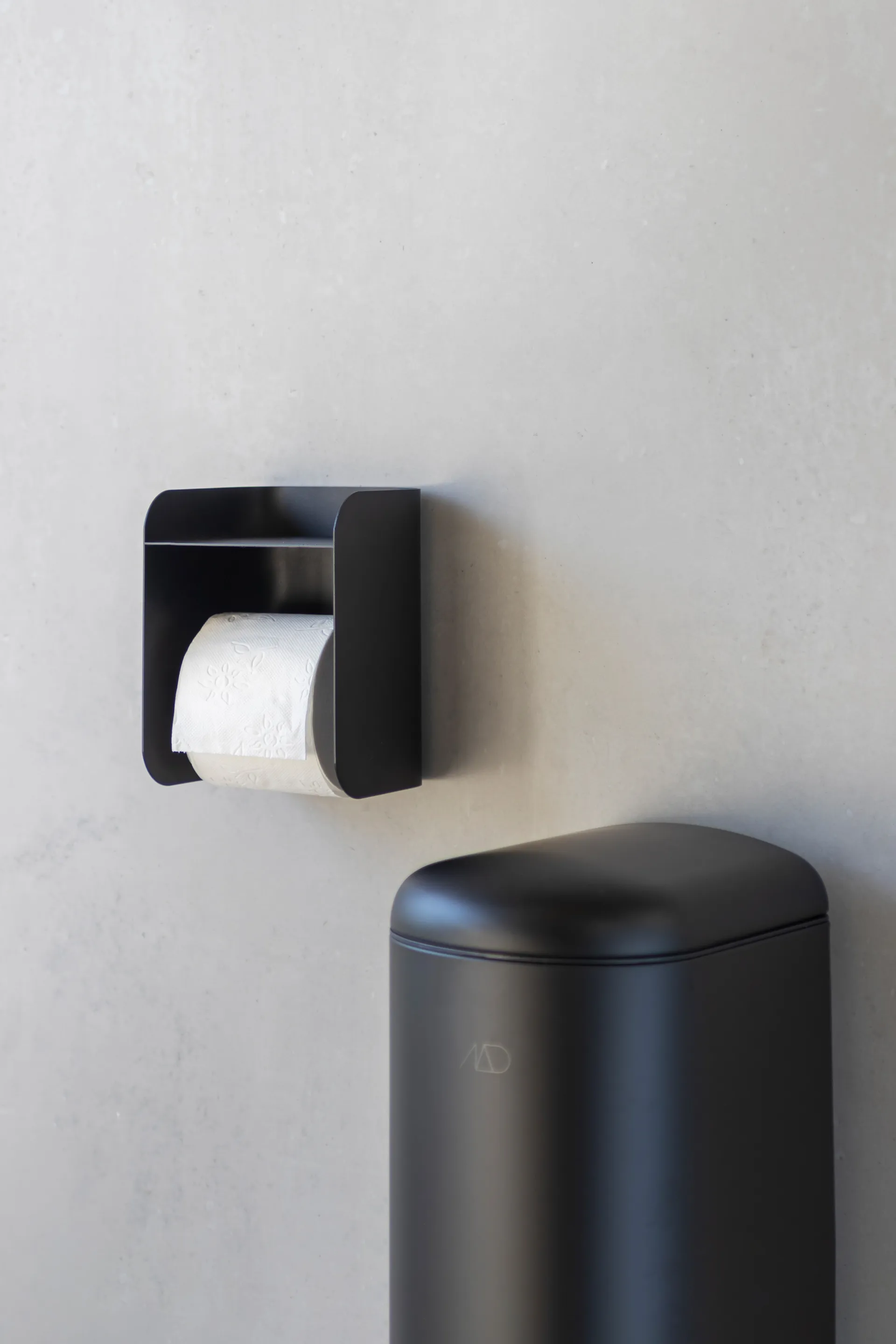 Carry toilet paper holder, 黑色 Mette Ditmer