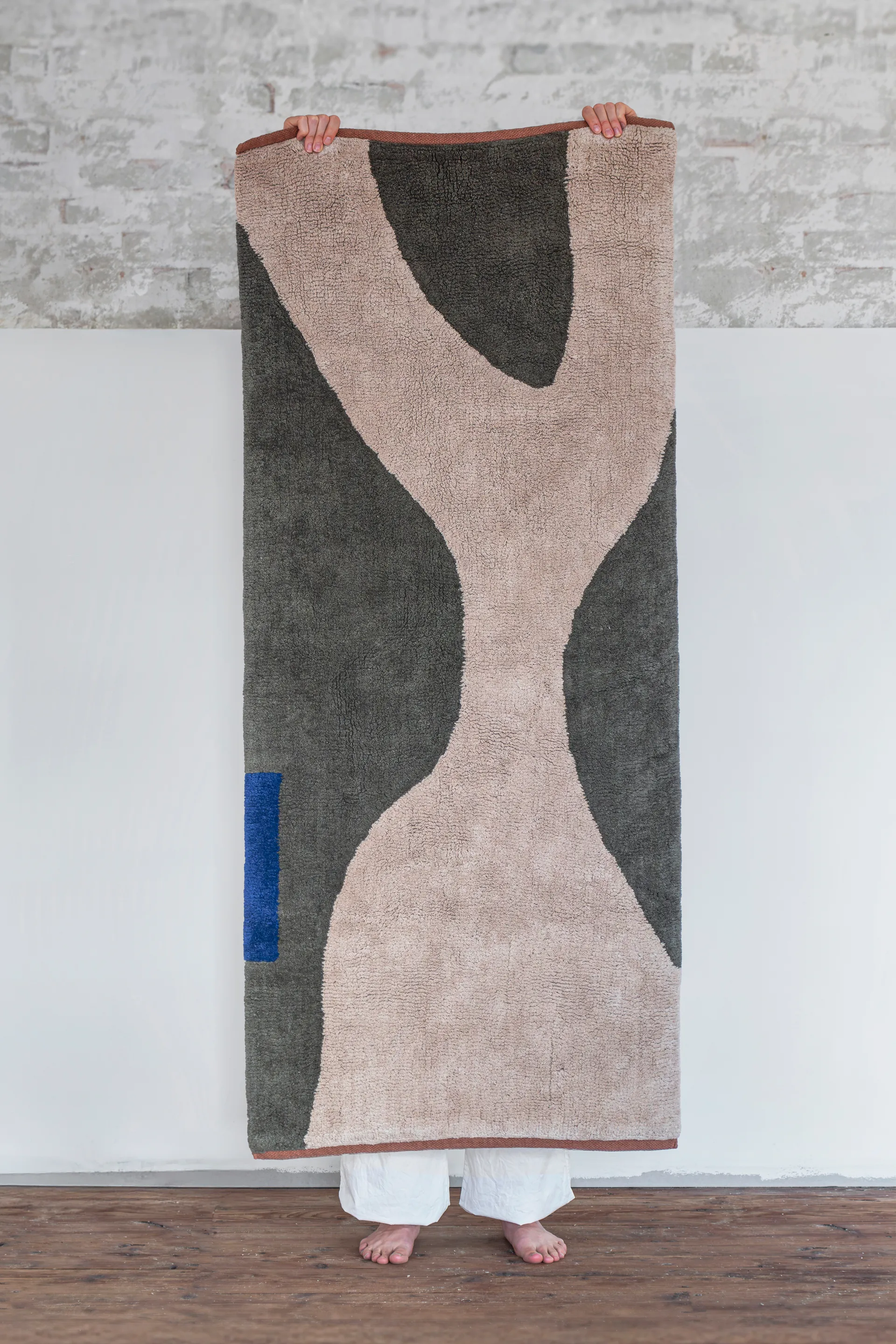 Figura 地垫地毯, 深橄榄绿_70x150cm Mette Ditmer