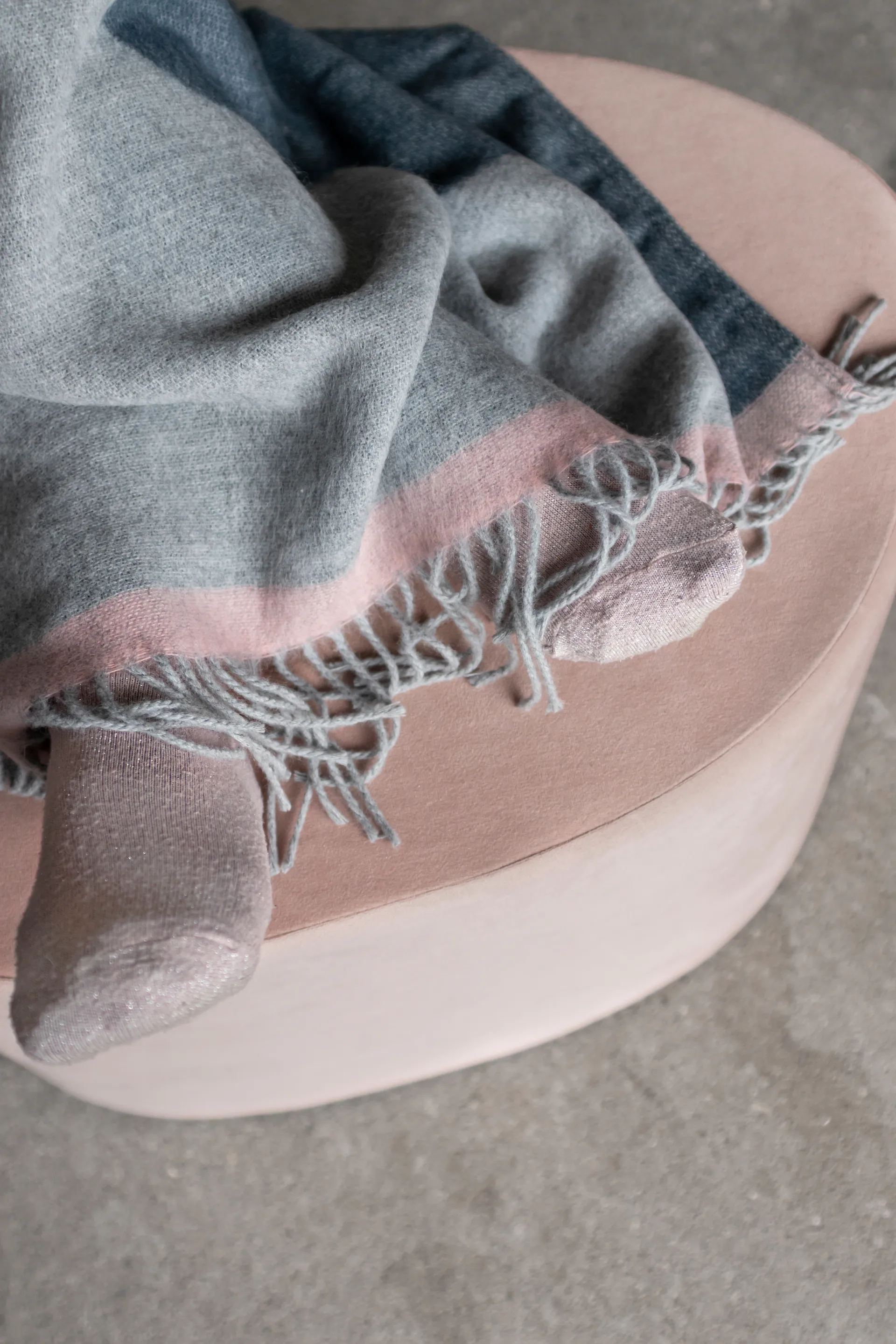 Gallery 毯子  125x170 cm, Light 灰色 Mette Ditmer