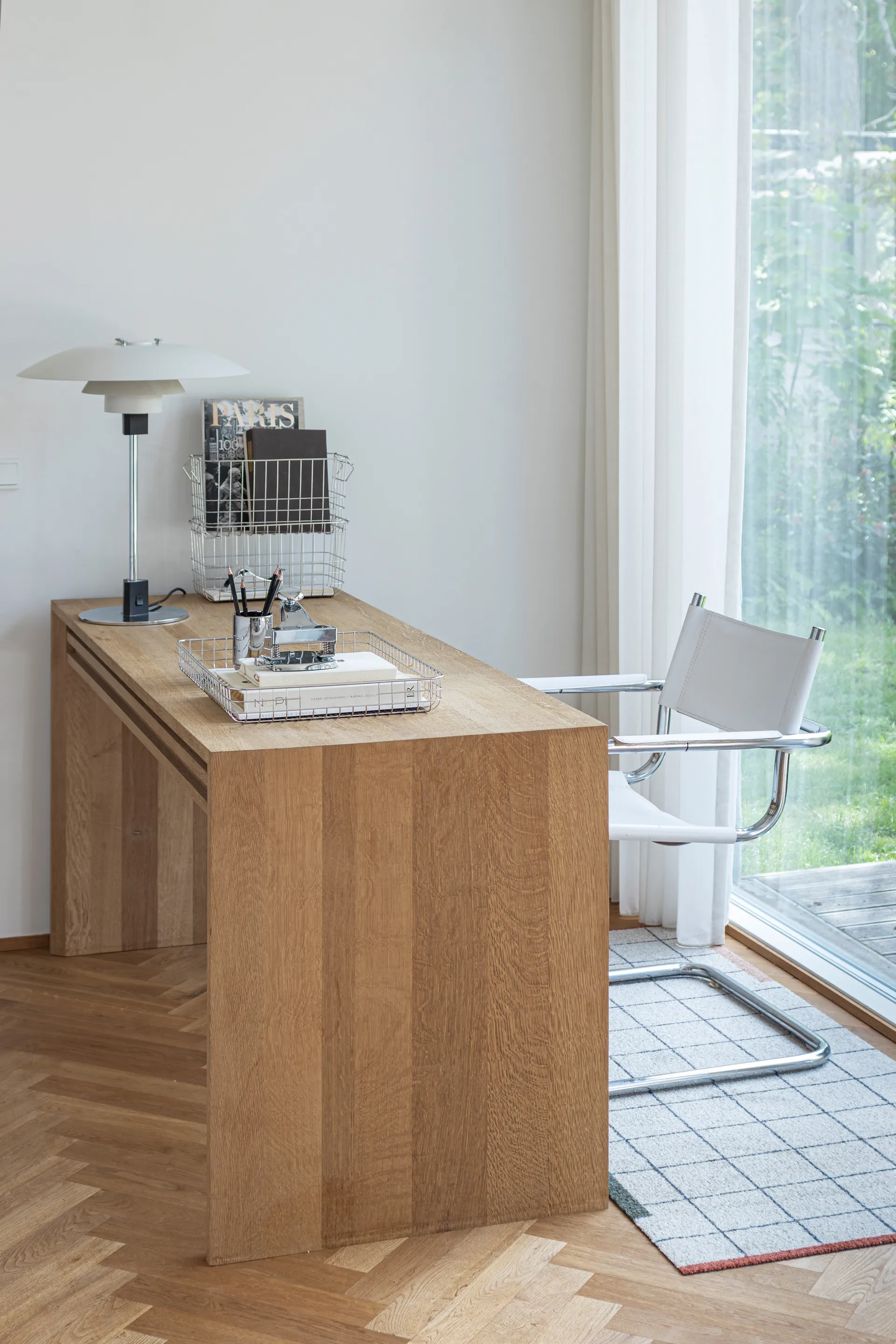 Lift 托盘 33.5x45.5 cm, 镀铬色 Mette Ditmer