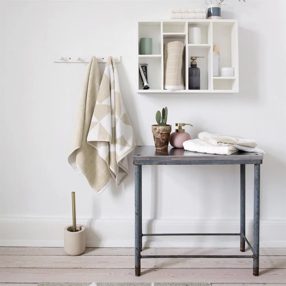 Lotus 皂液器, blush (粉色) Mette Ditmer