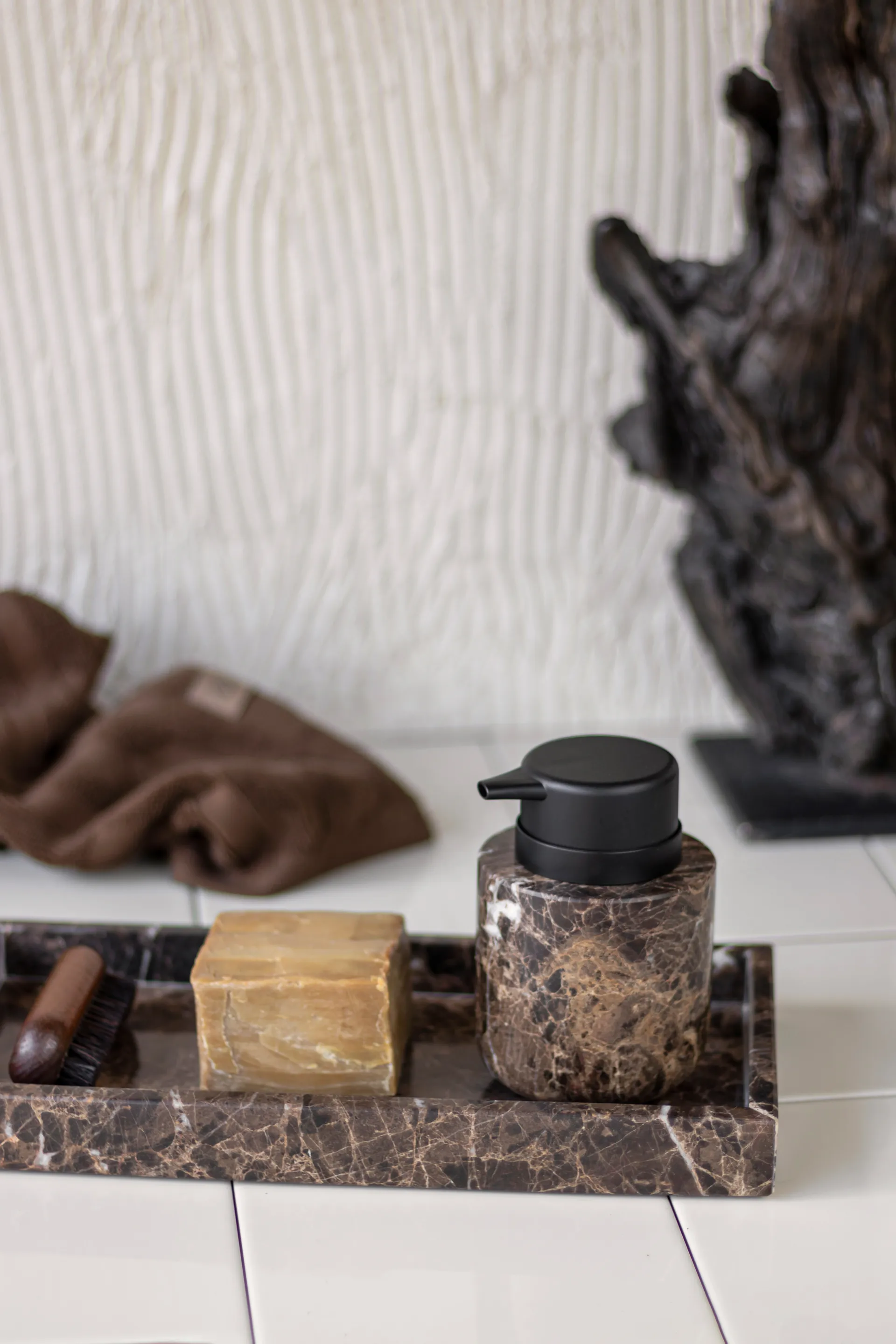 Marble 皂液器 12.5 cm, 棕色 Mette Ditmer