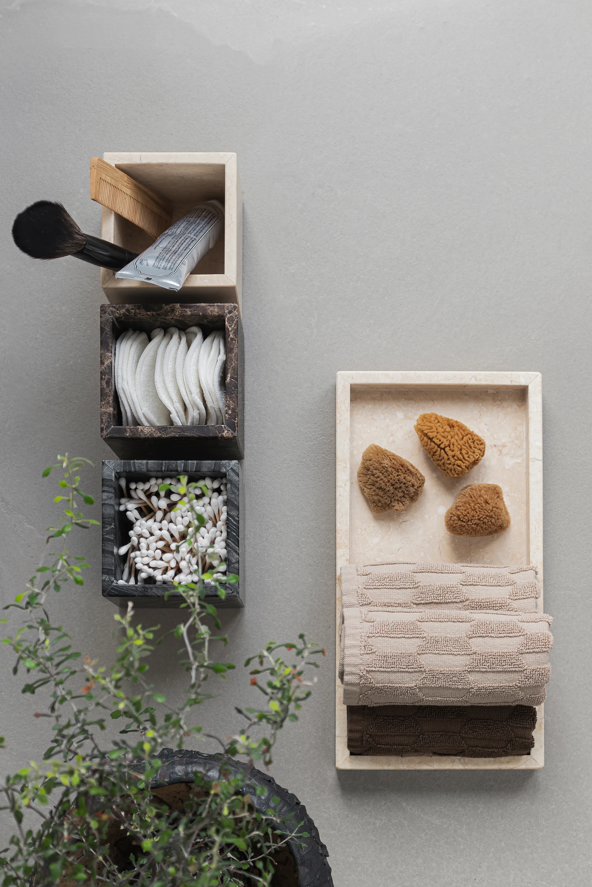 Marble cube 8.5x8.5 cm, 黑色-灰色 Mette Ditmer