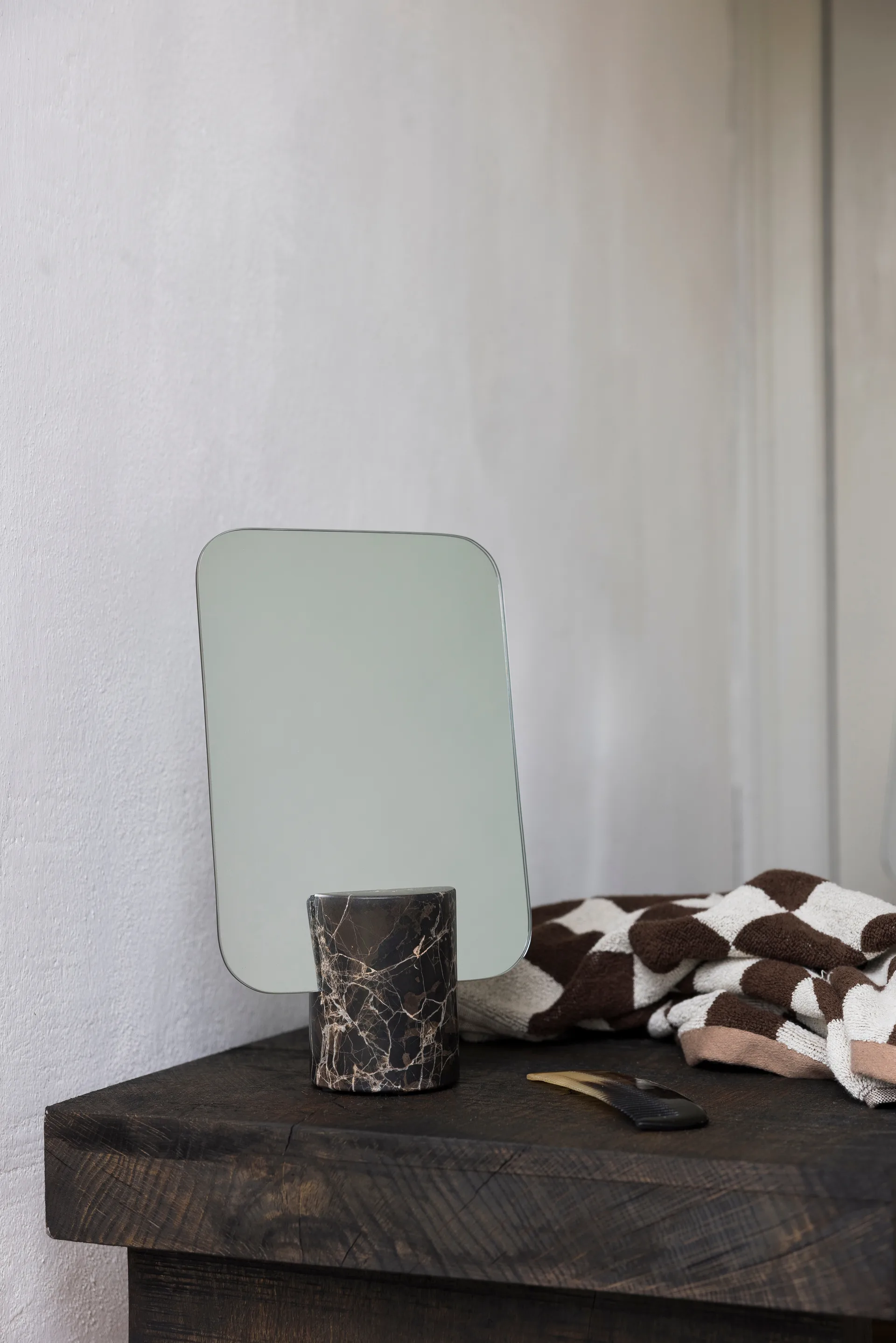 Marble vanity 镜子, 褐色, 30 cm Mette Ditmer