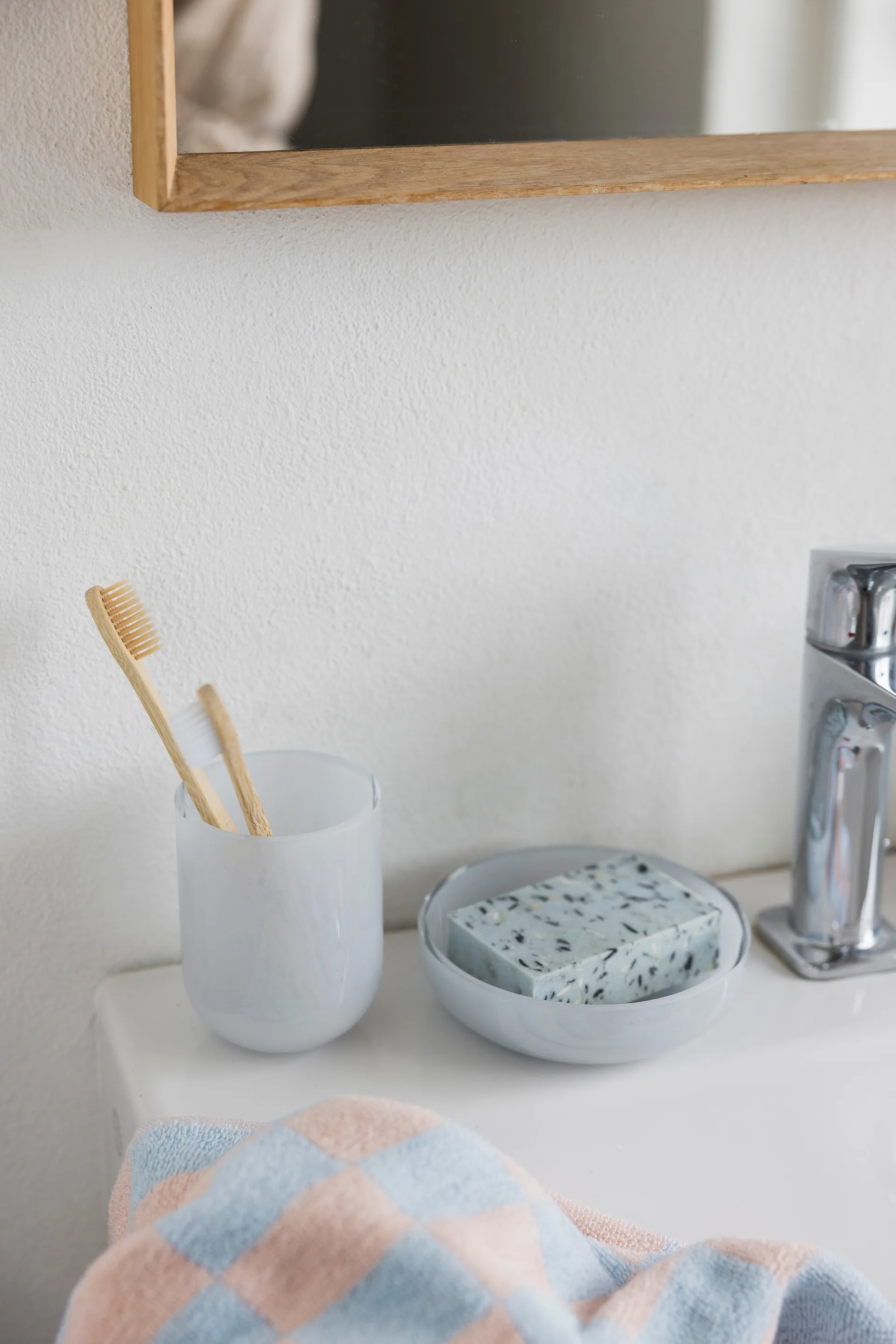 Opal 牙刷 holder, 浅蓝 Mette Ditmer