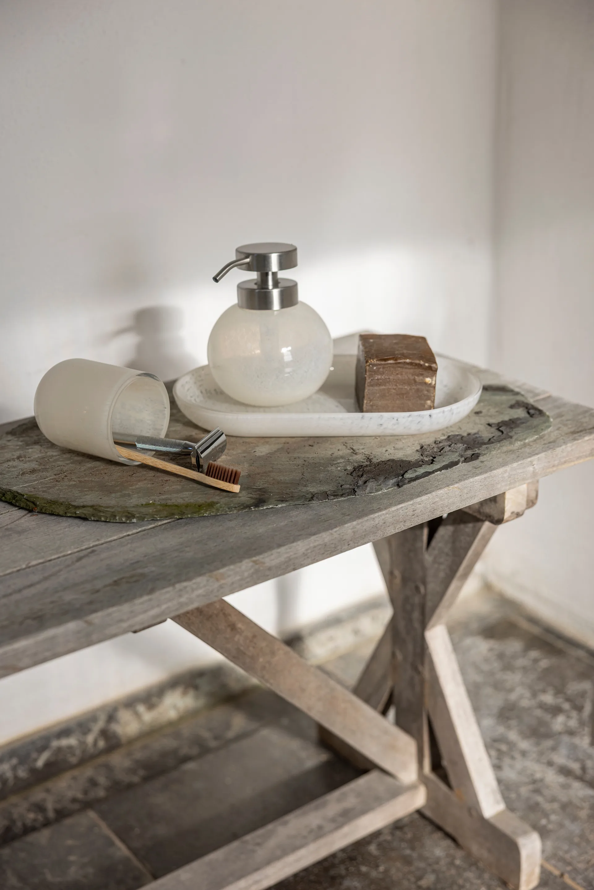 Opal 皂液器, 亚麻色 Mette Ditmer