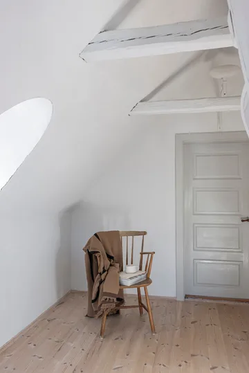 Shadow 毯子 毯子 - 拿铁色-黑色, 130x175 cm - Mette Ditmer