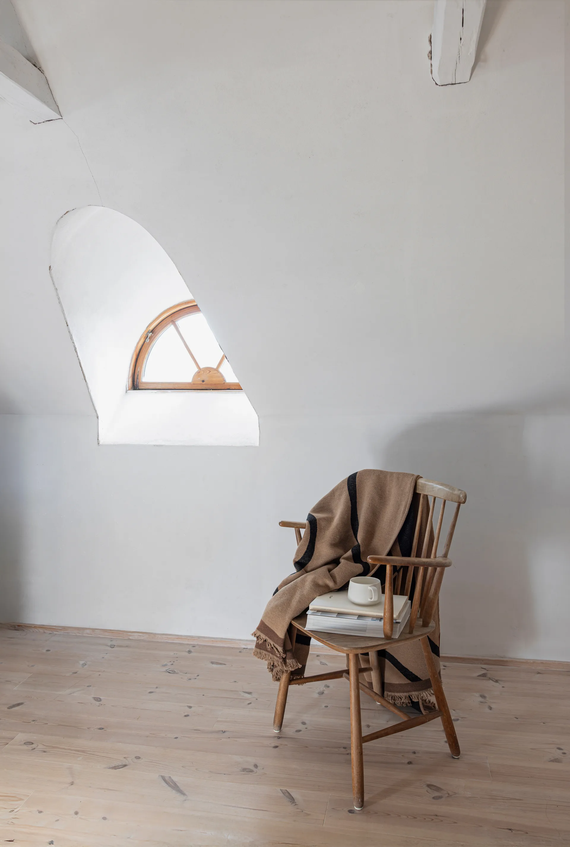 Shadow 毯子 毯子, 拿铁色-黑色, 130x175 cm Mette Ditmer