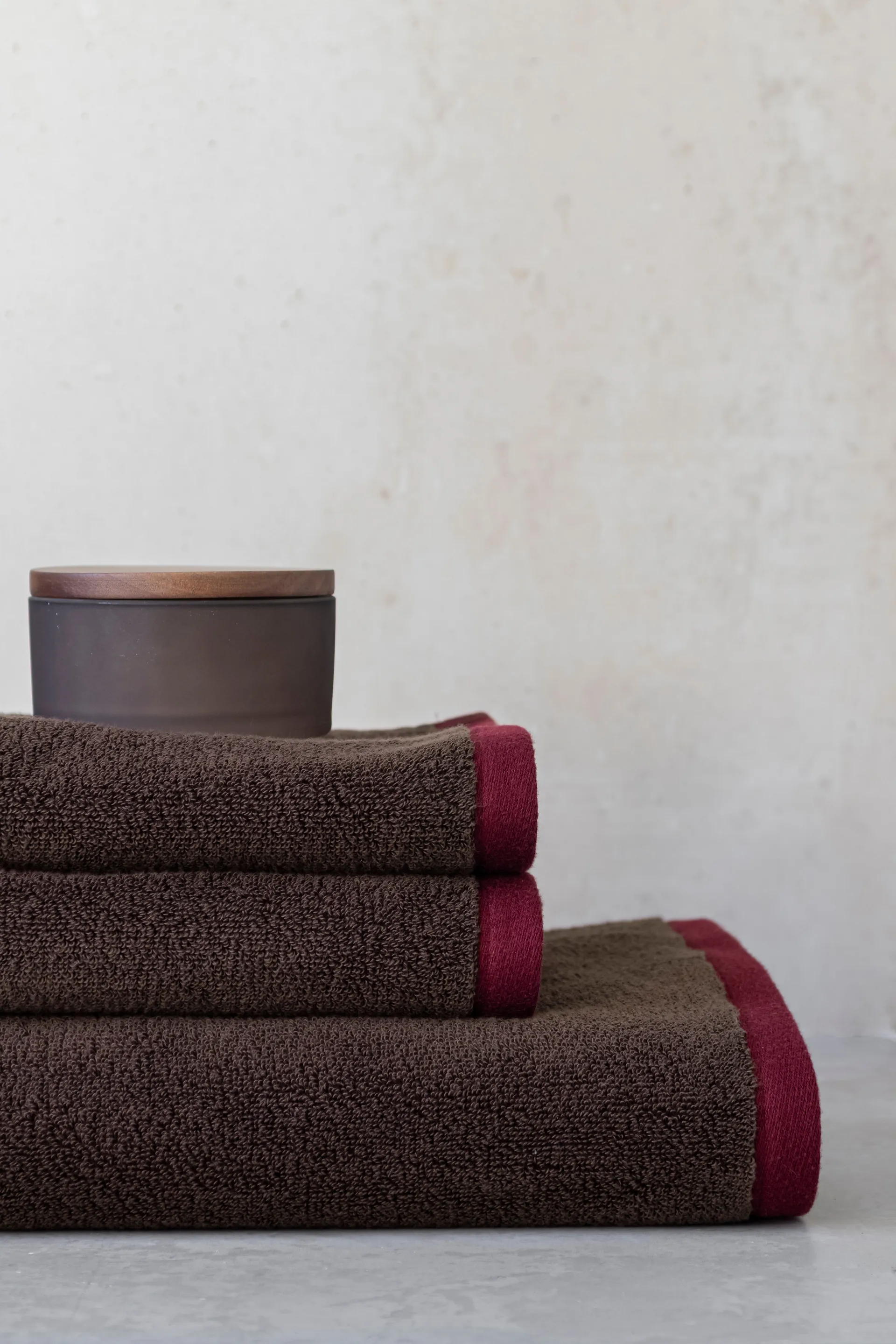 Soft 浴巾 70x133 cm, 褐色-沙色 Mette Ditmer