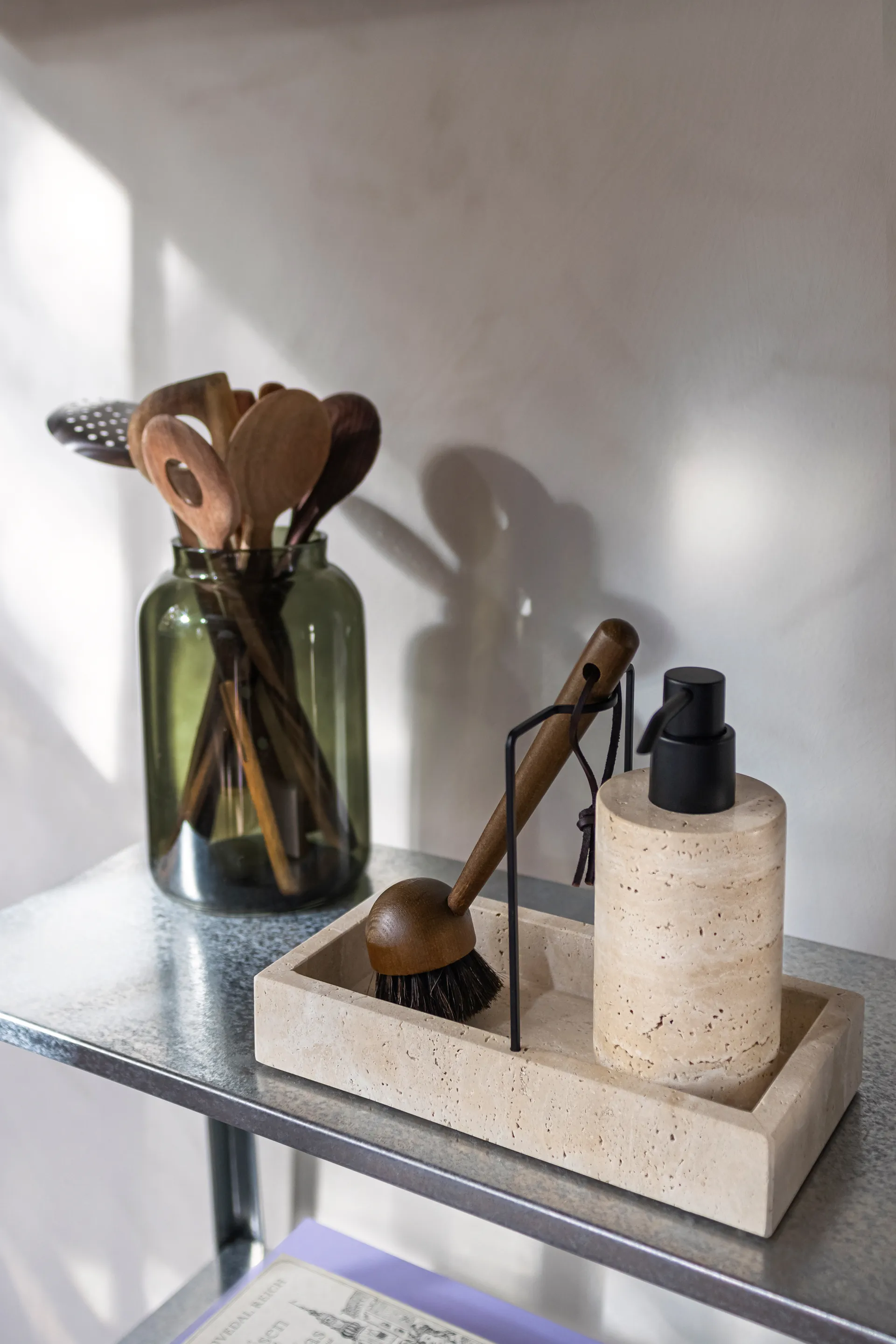 Travertine countertop organizer 12x23.5 cm, 亚麻色 Mette Ditmer