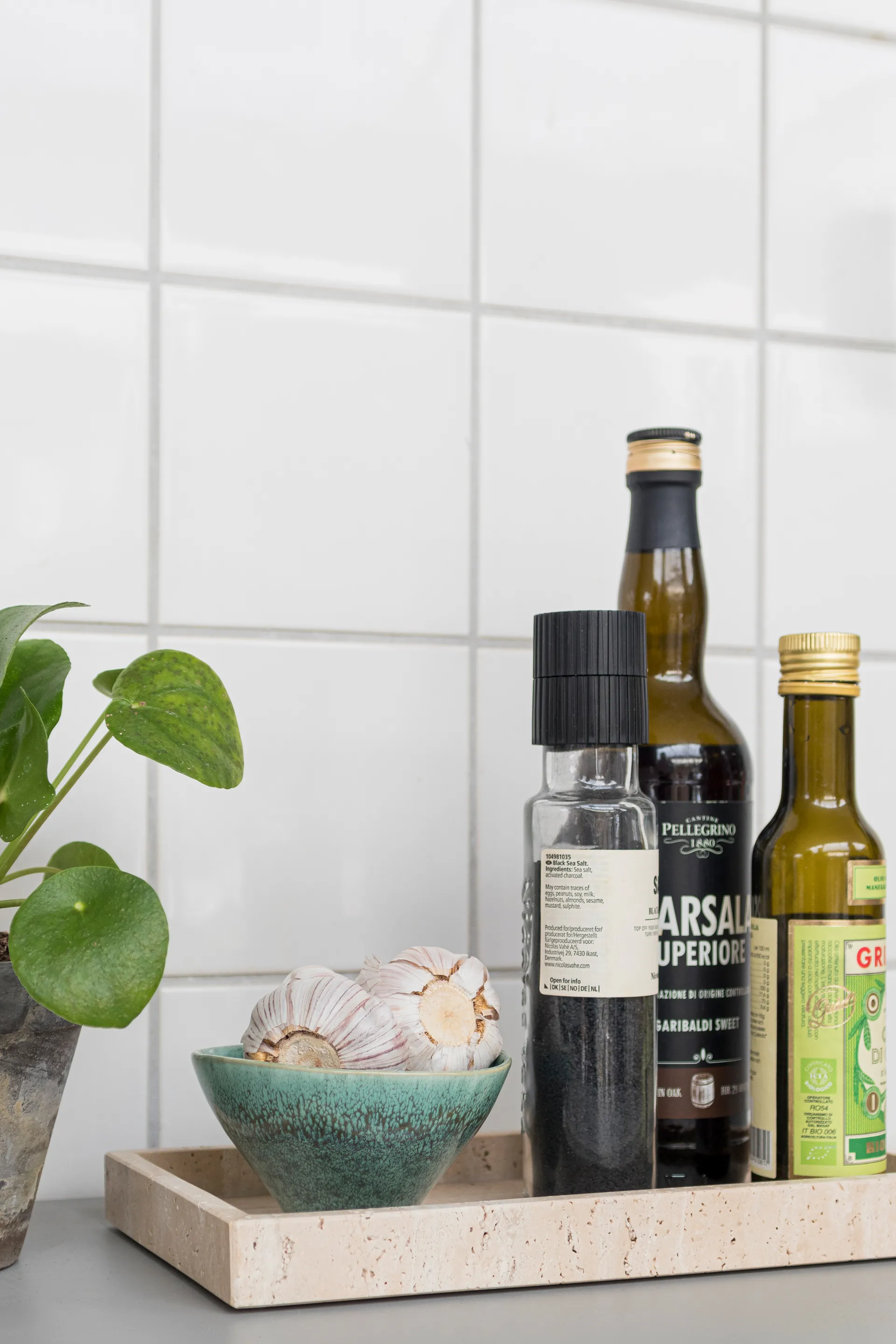 Travertine decorative 托盘 16x31 cm, 亚麻色 Mette Ditmer