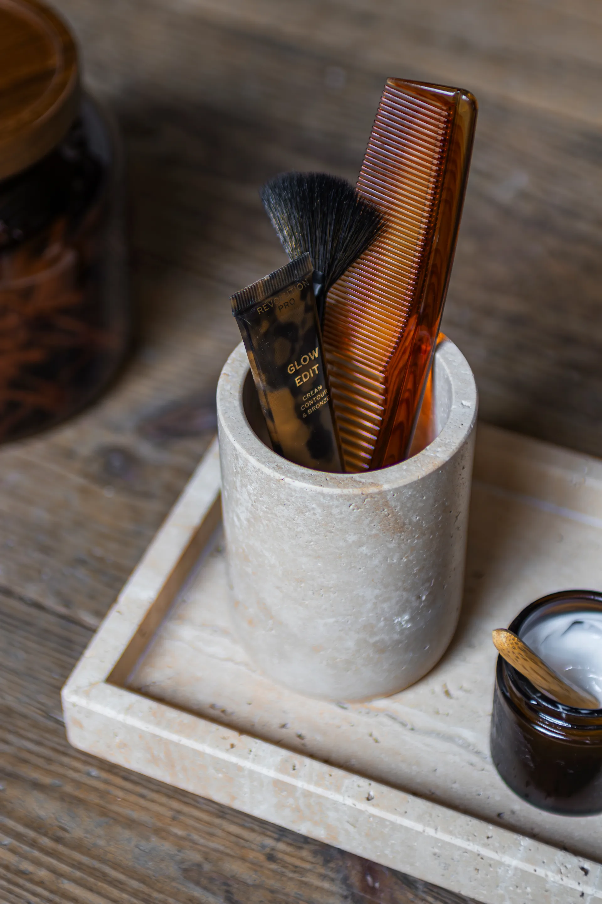 Travertine 牙刷 holder 10 cm, 亚麻色 Mette Ditmer