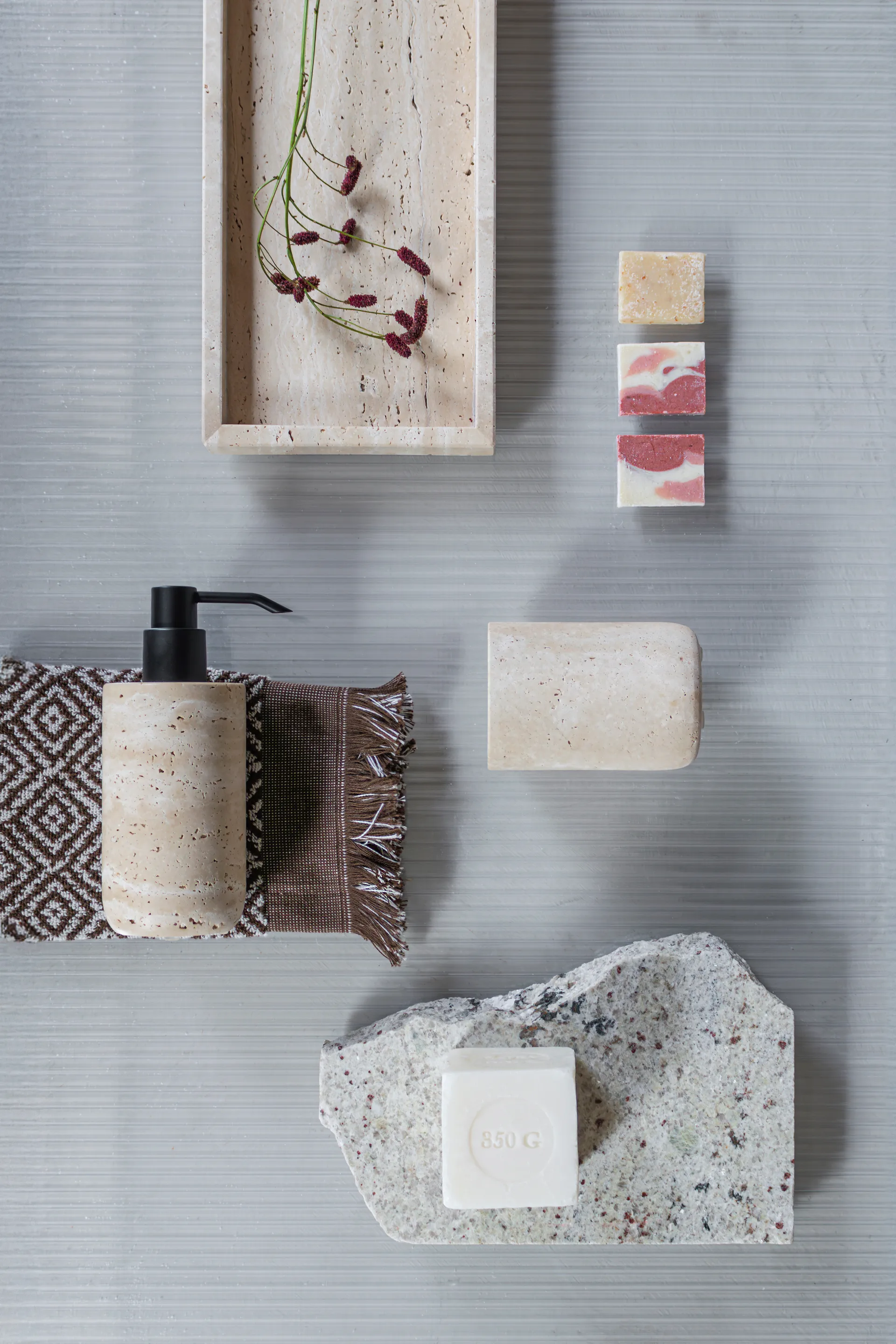 Travertine soap pump 17.5 cm, 亚麻色 Mette Ditmer