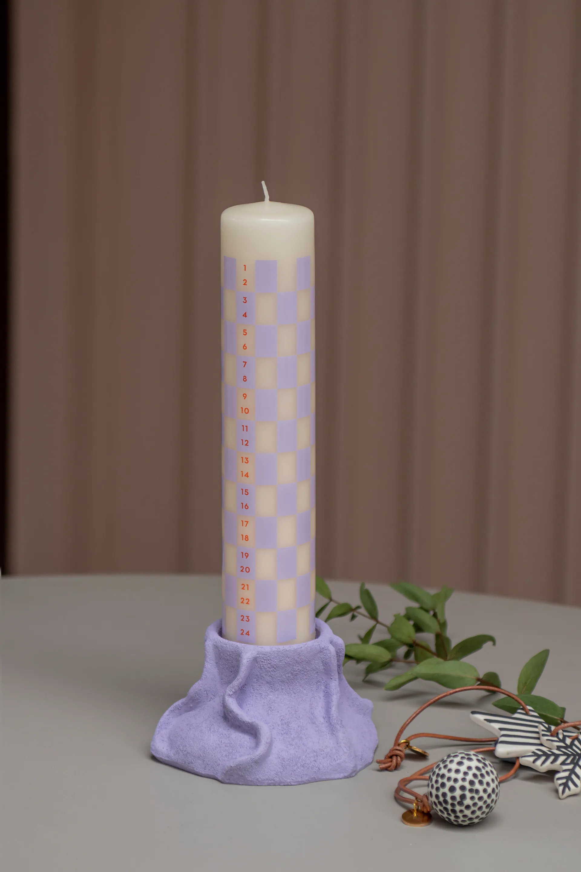 Twentyfour advent 蜡烛 25 cm, Light lilac Mette Ditmer