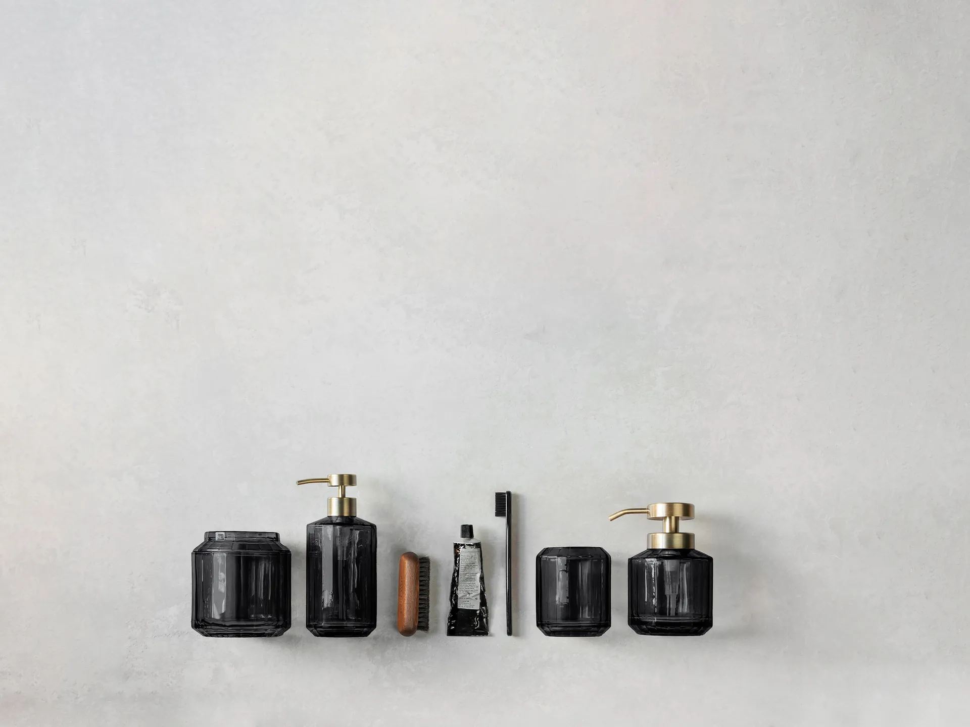 Vision toothbrush holder, 黑色 Mette Ditmer
