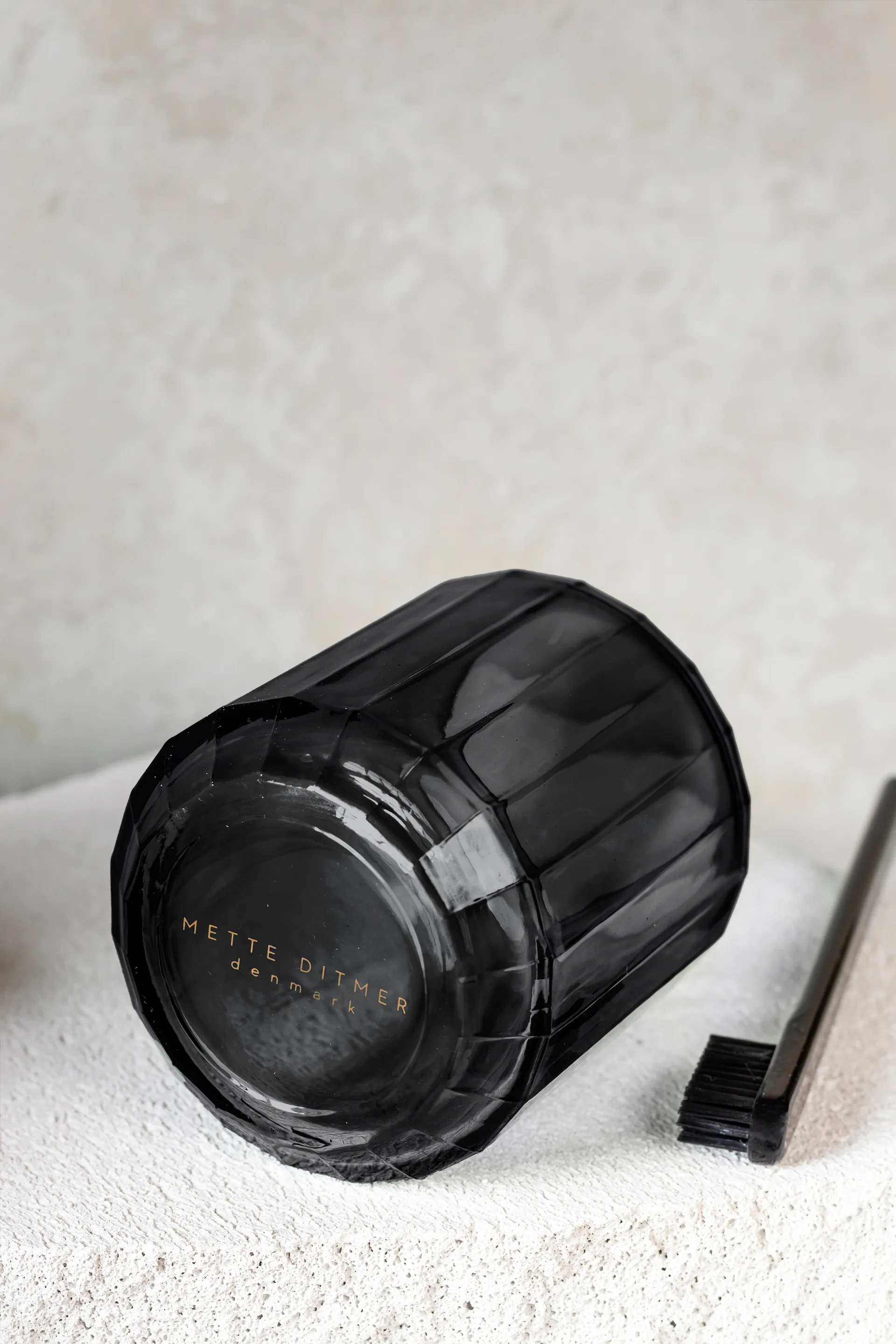 Vision toothbrush holder, 黑色 Mette Ditmer