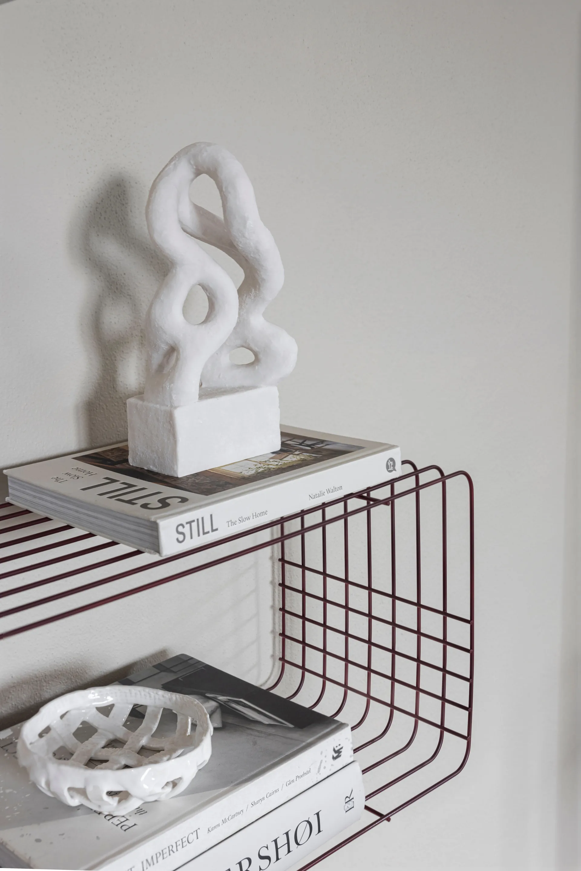 Wire 架子, 酒红色, 31x70x26 cm Mette Ditmer