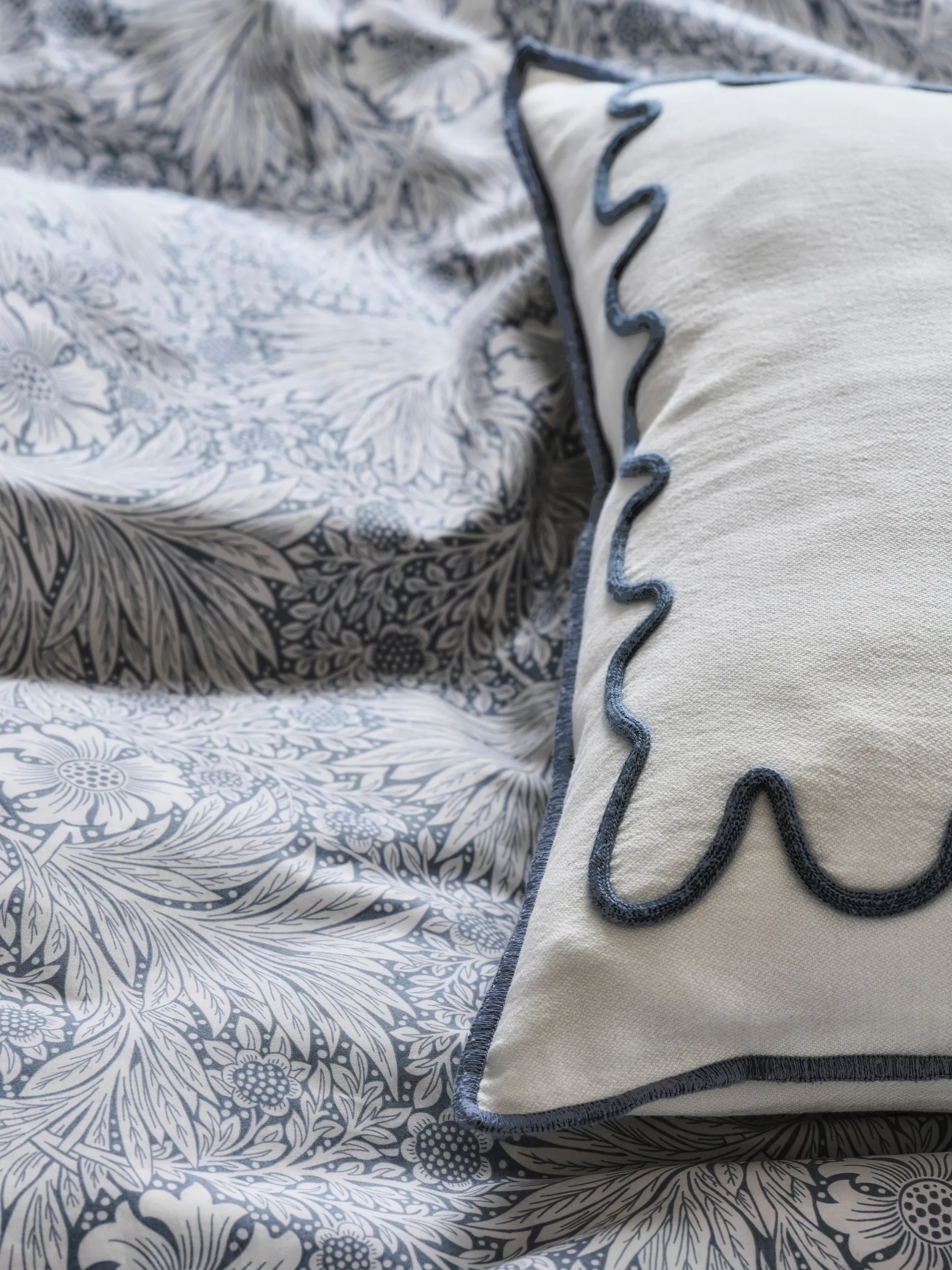 Morris & Co. Marigold 枕头套, 蓝色, 50x90 cm Mille Notti