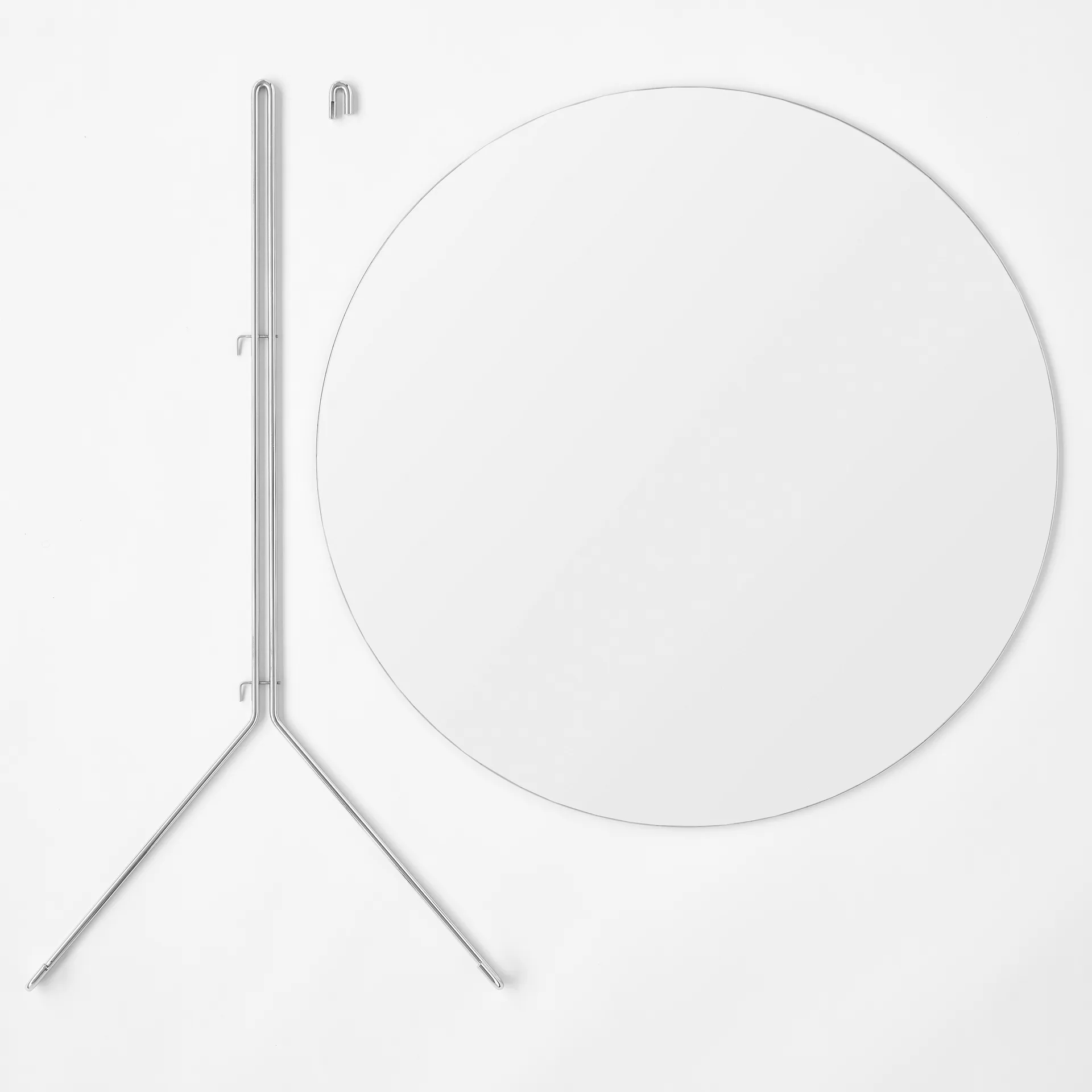 Moebe 墙面镜 Ø 70 cm, 镀铬色 MOEBE