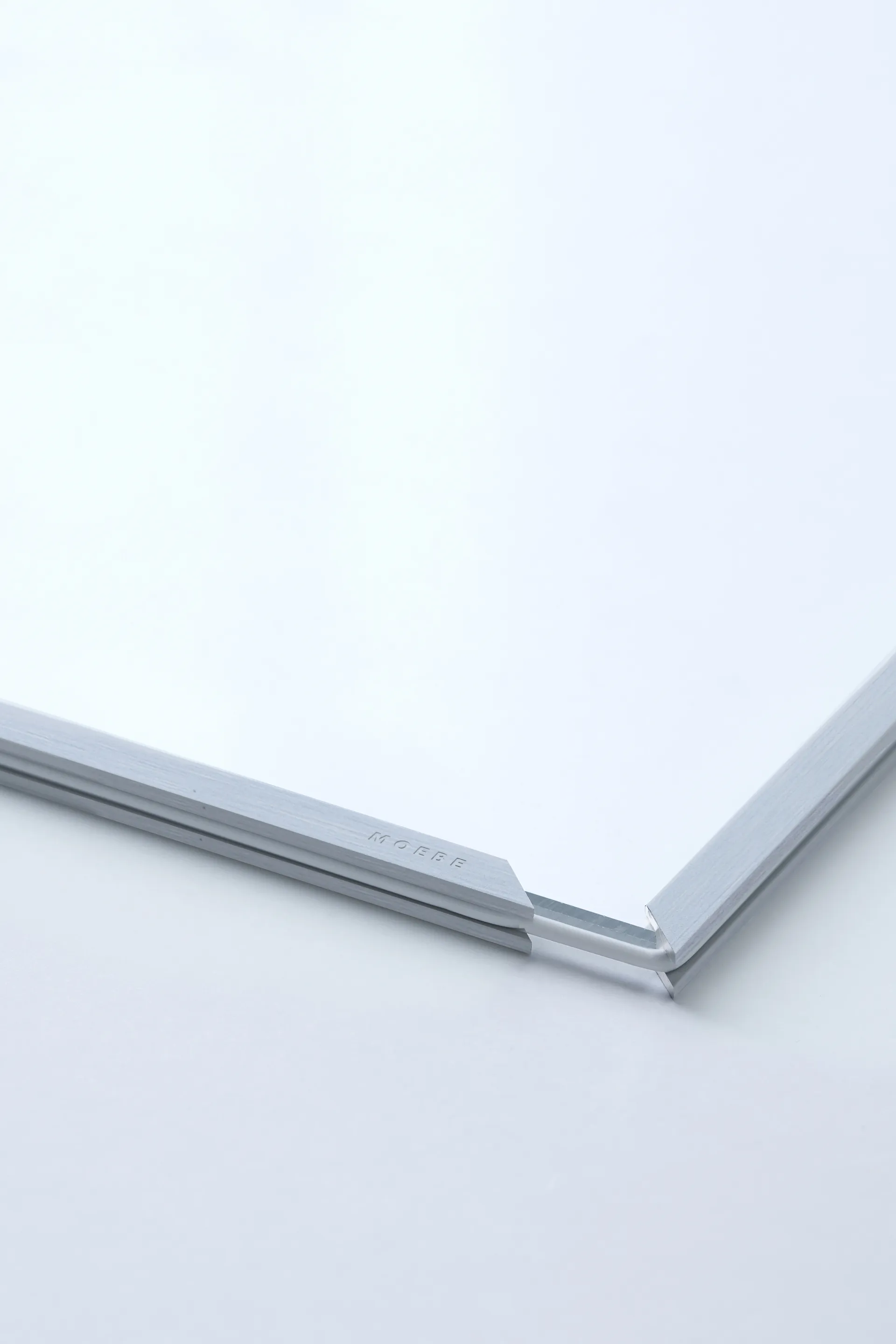 Moebe 框架 A3 31,7x44 cm, Brushed aluminium MOEBE