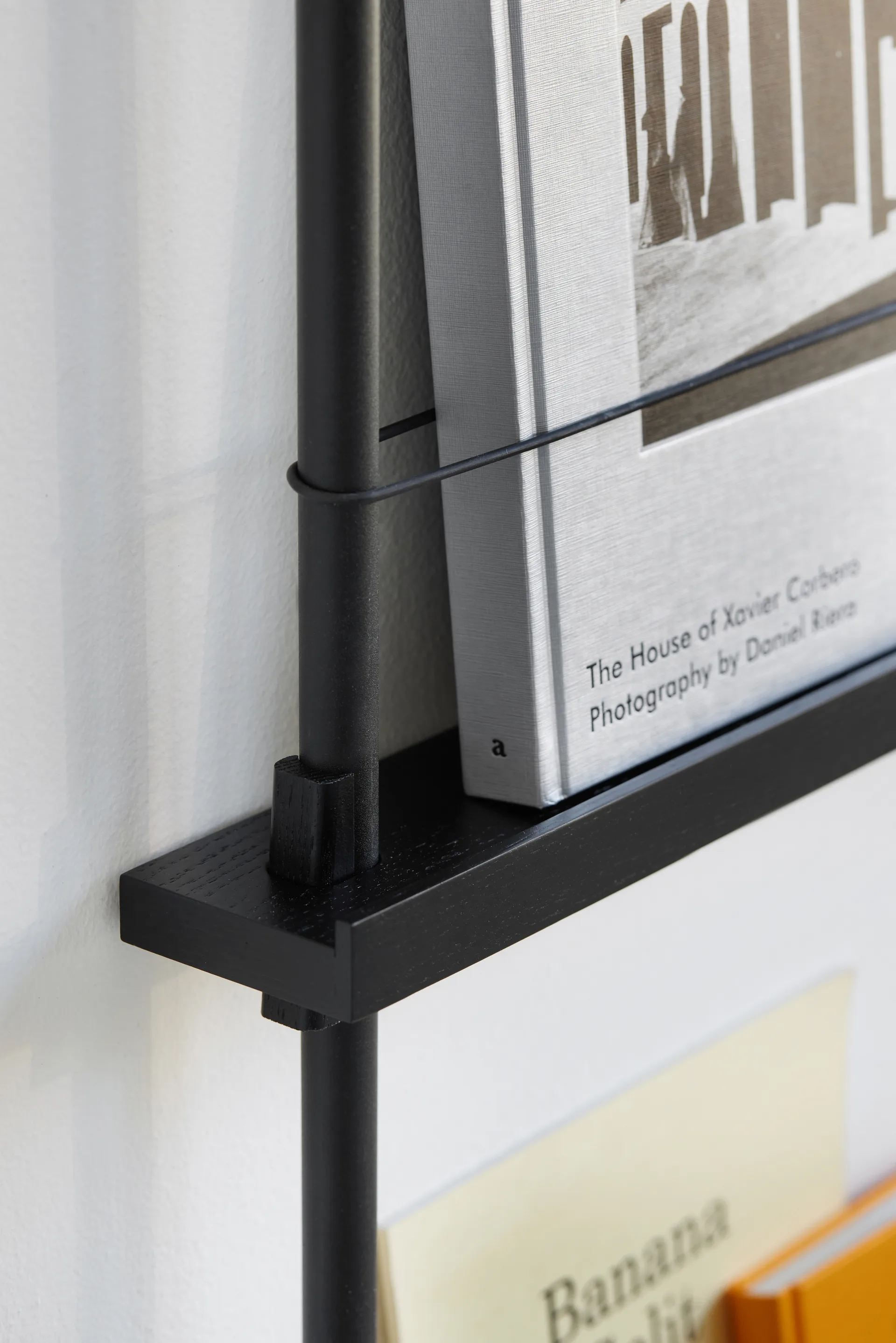 Moebe magazine rack, 黑色-黑色 MOEBE