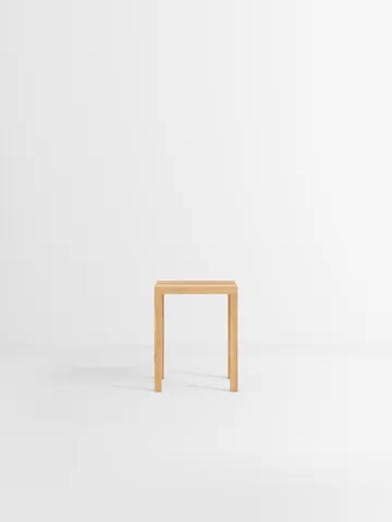 Moebe Peg 凳子35x27.5x44cm - 橡木色 - MOEBE