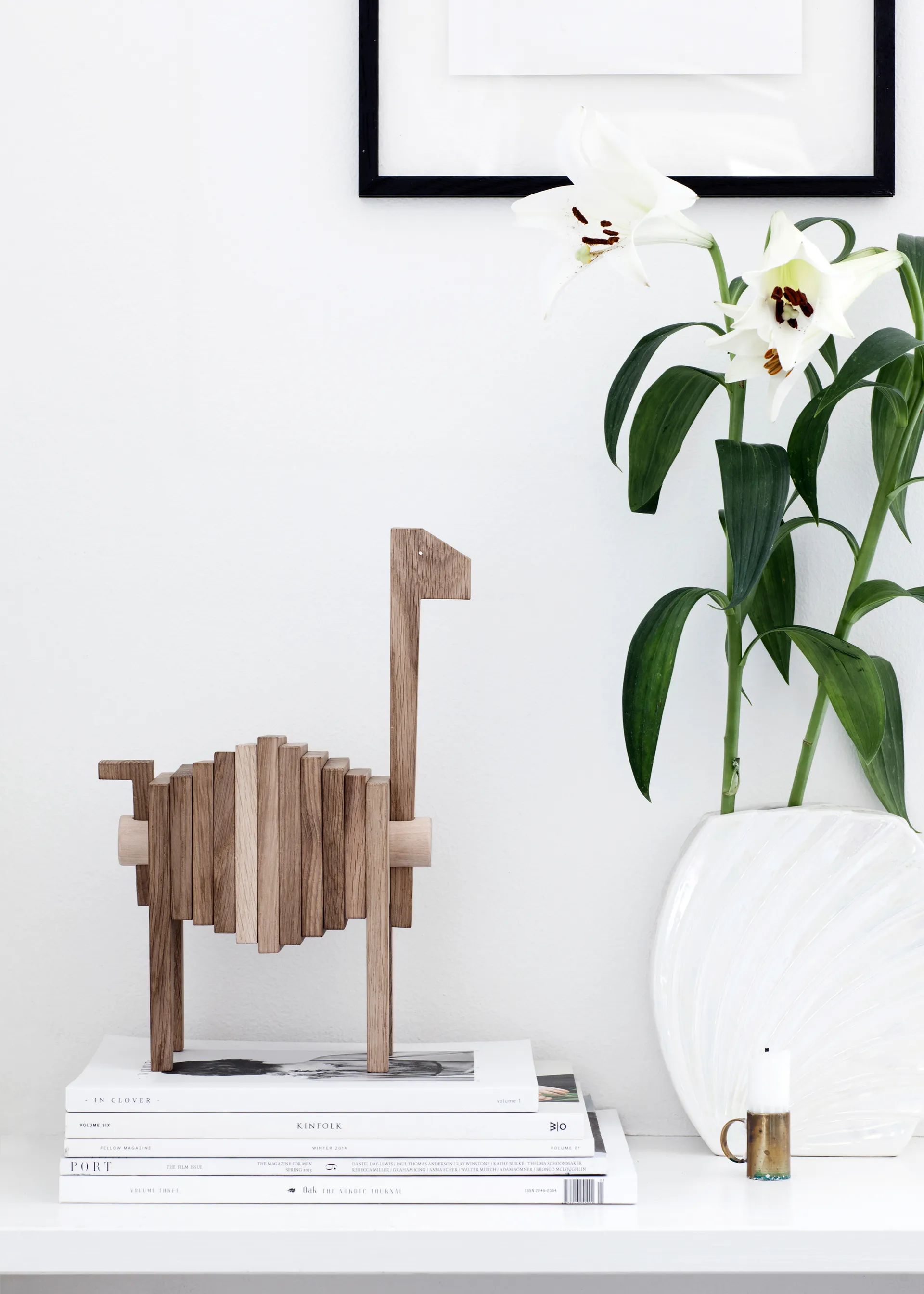 Polygrif oak 雕塑 21x32 cm, Wood. black MOEBE