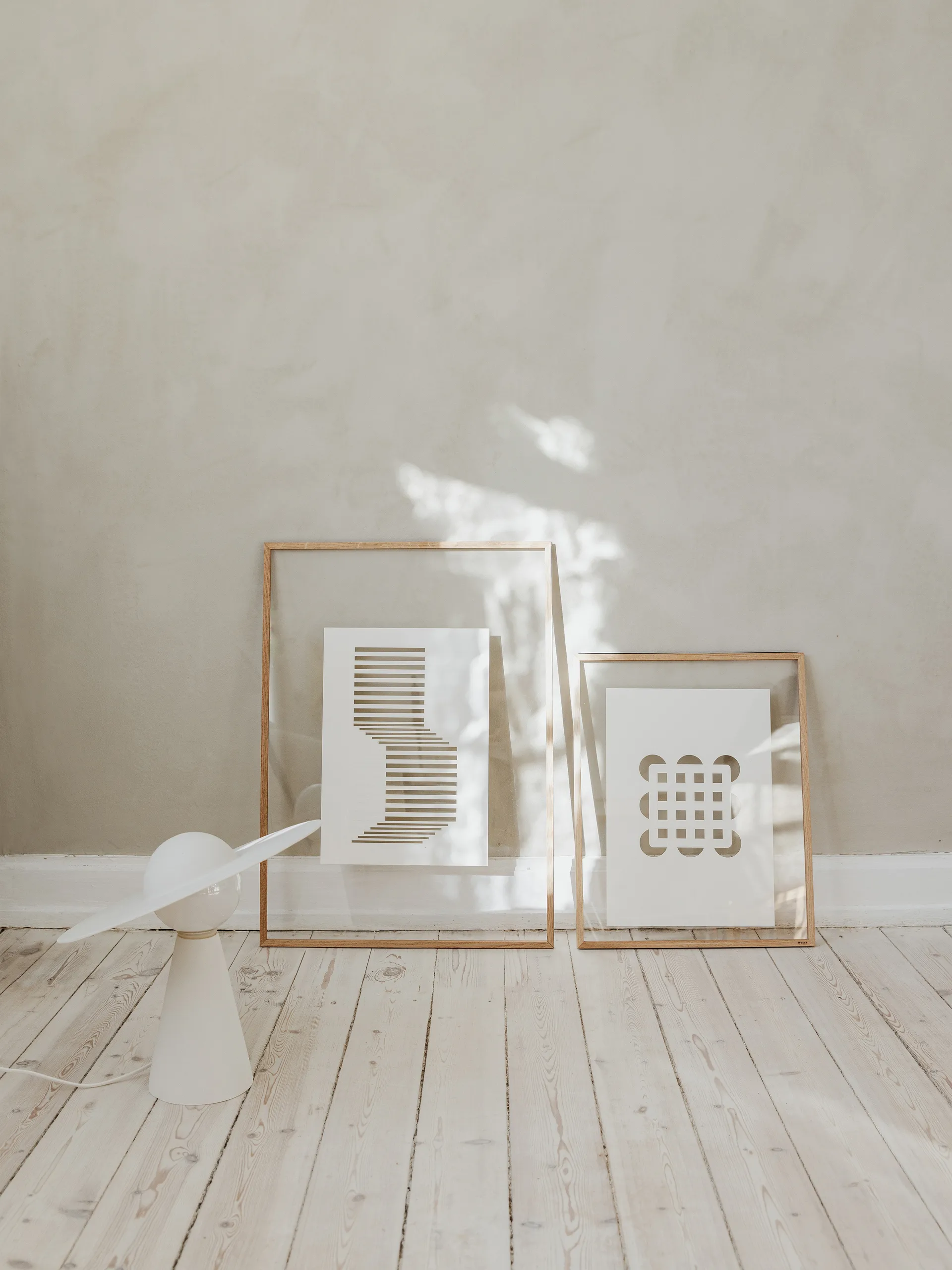 Relief 艺术品 circles & squares 21x29.7 cm, Off White MOEBE