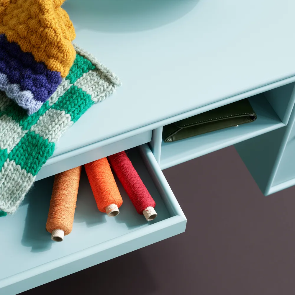 Bureau desk, Mushroom 137 Montana