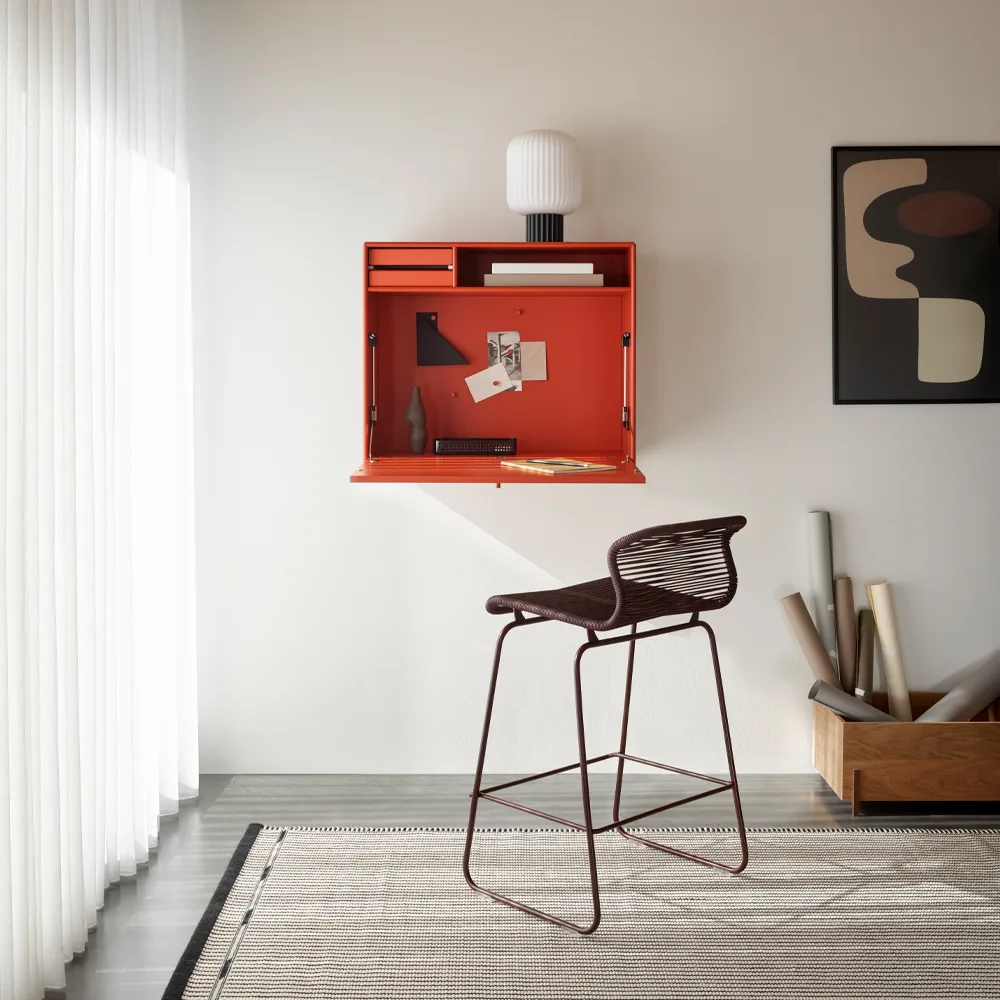 STUDIO desk, wall hung, Oyster 156 Montana