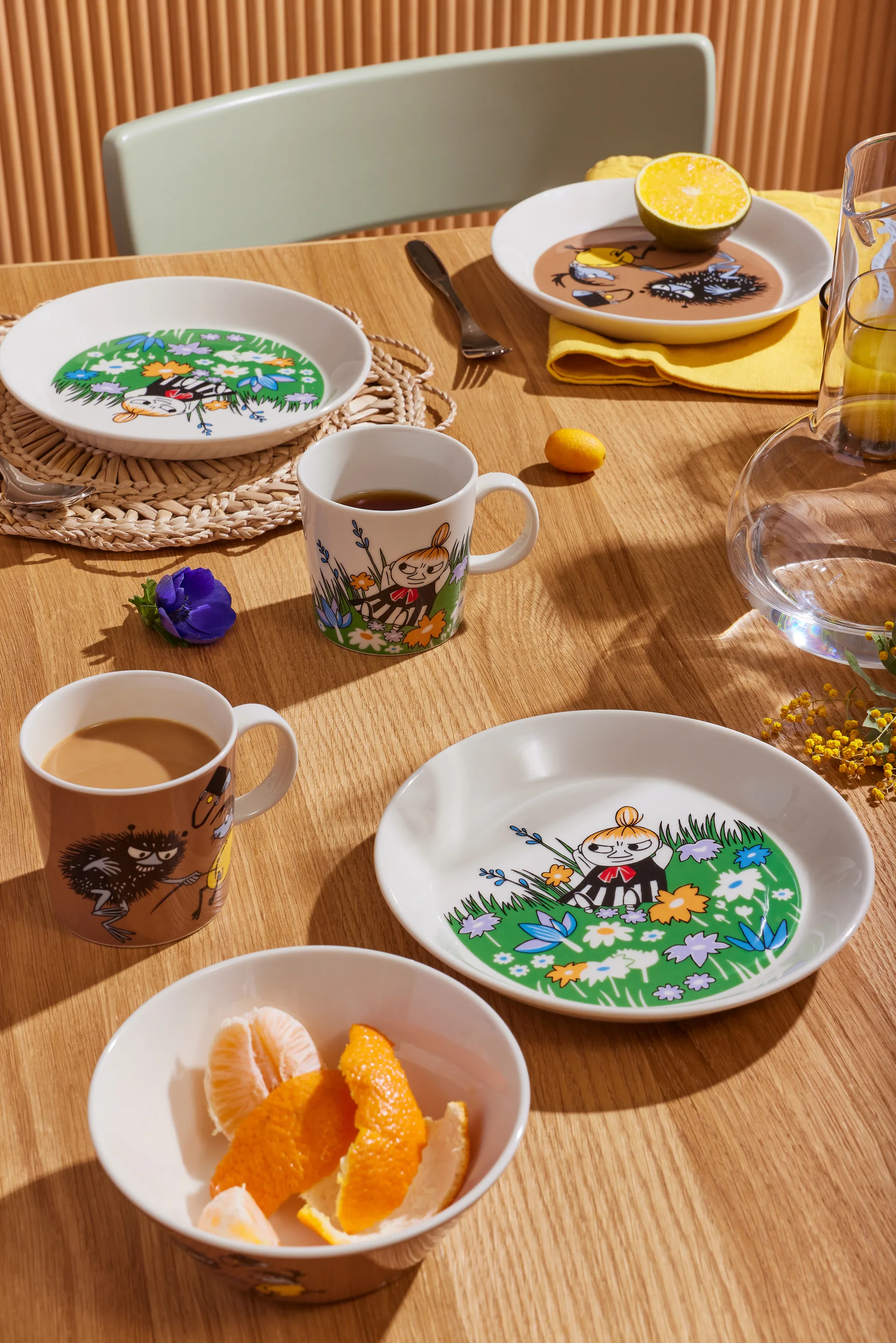 Stinky in action Moomin 马克杯, 棕色 Moomin Arabia