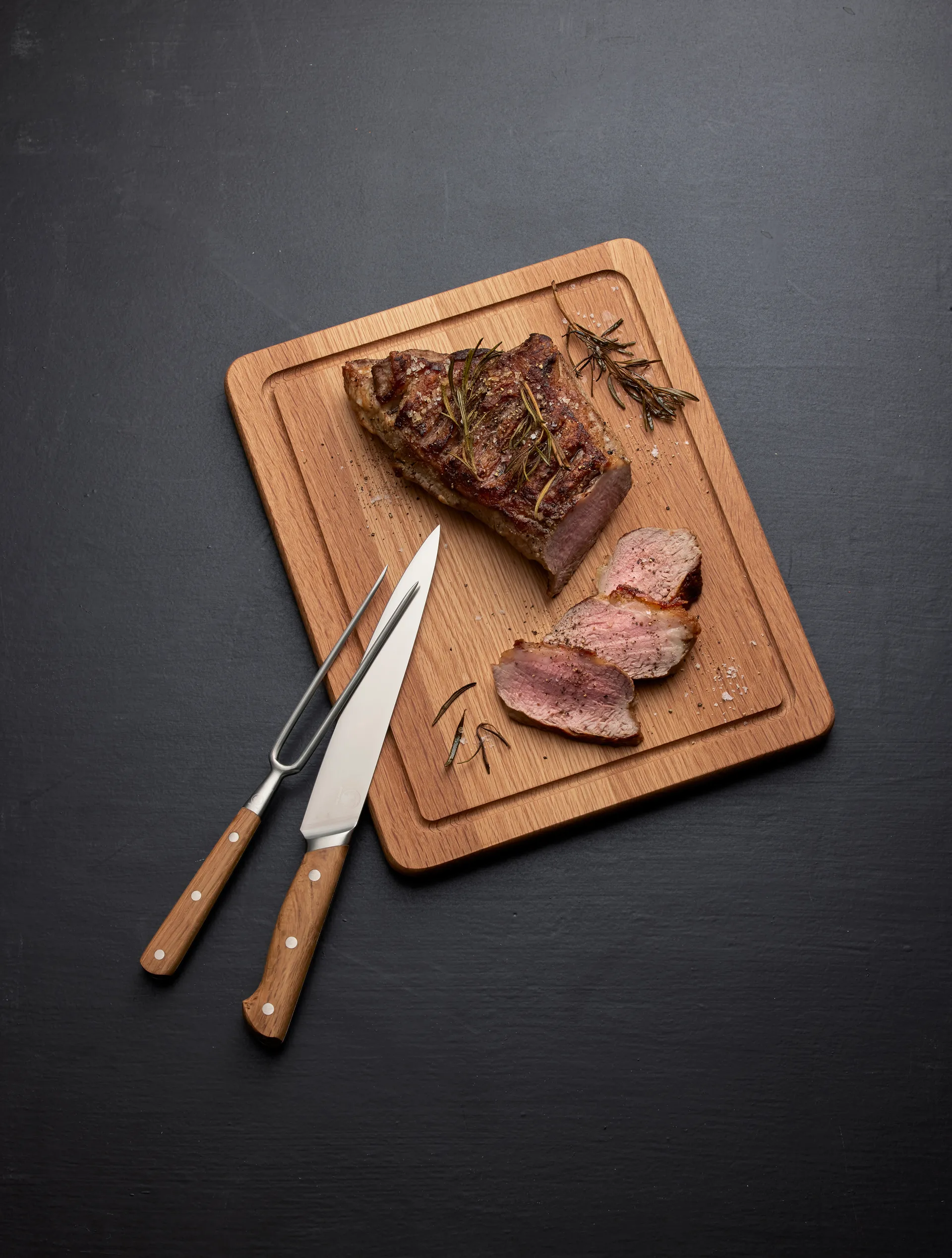 Foresta steak 叉子  28 cm, 不锈钢-oak Morsø