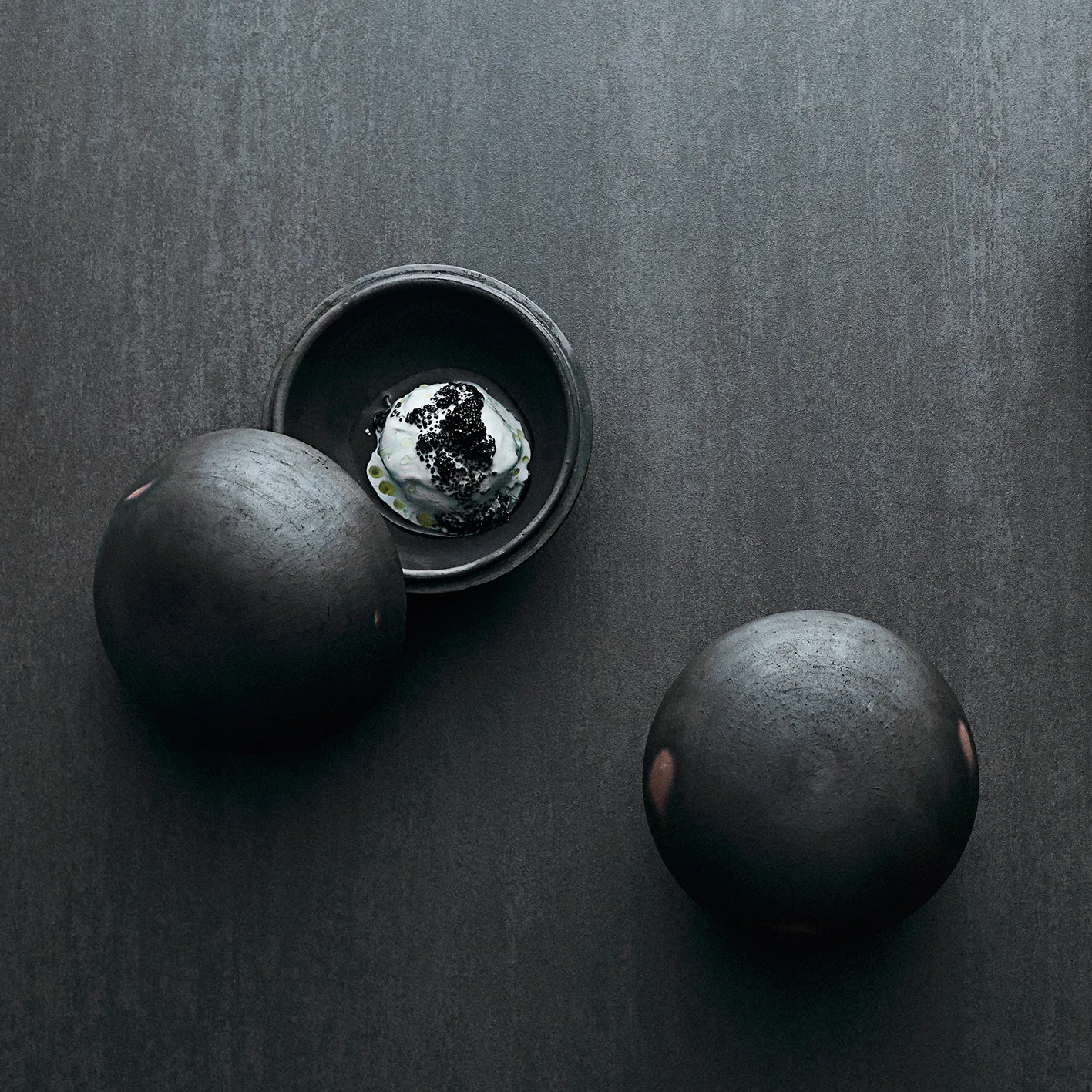 Hazel bonbonniere M, 棕色 MUUBS