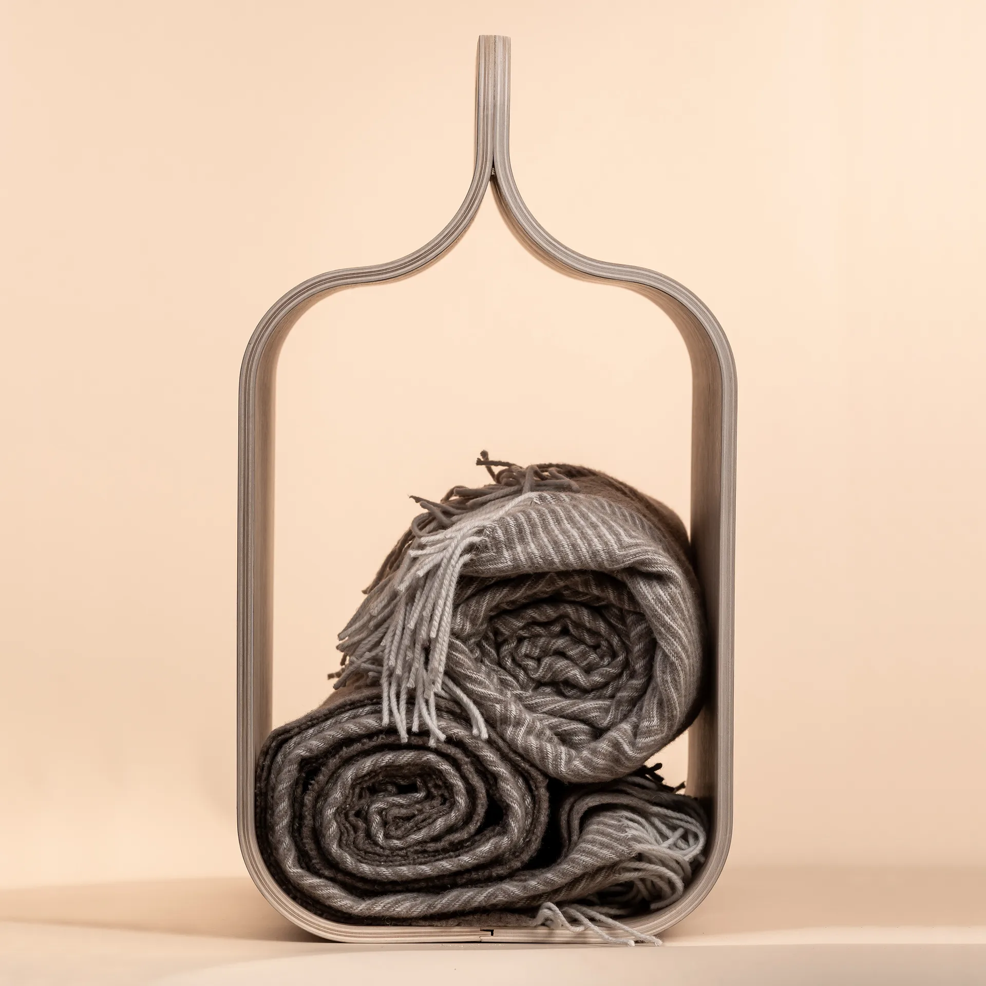 Carrier newspaper holder, 灰色 Muurla