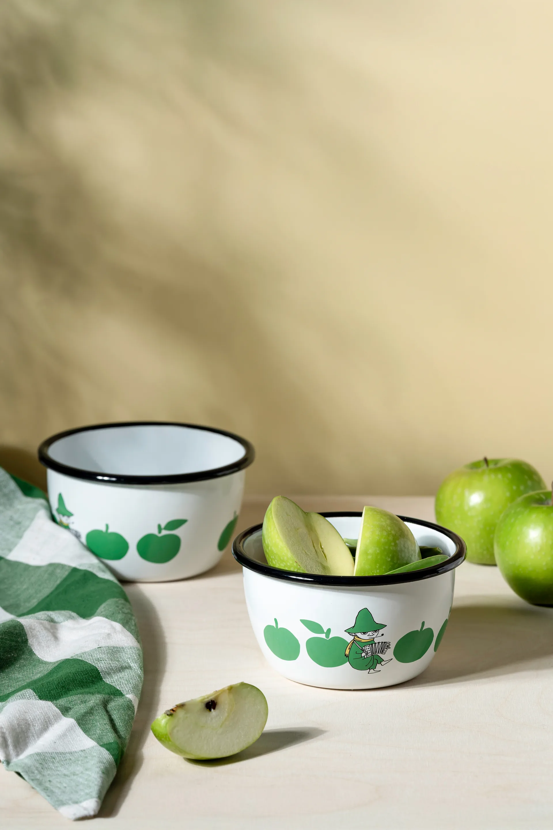 姆明 enamel 碗 60 cl, Joyfull Apples Muurla