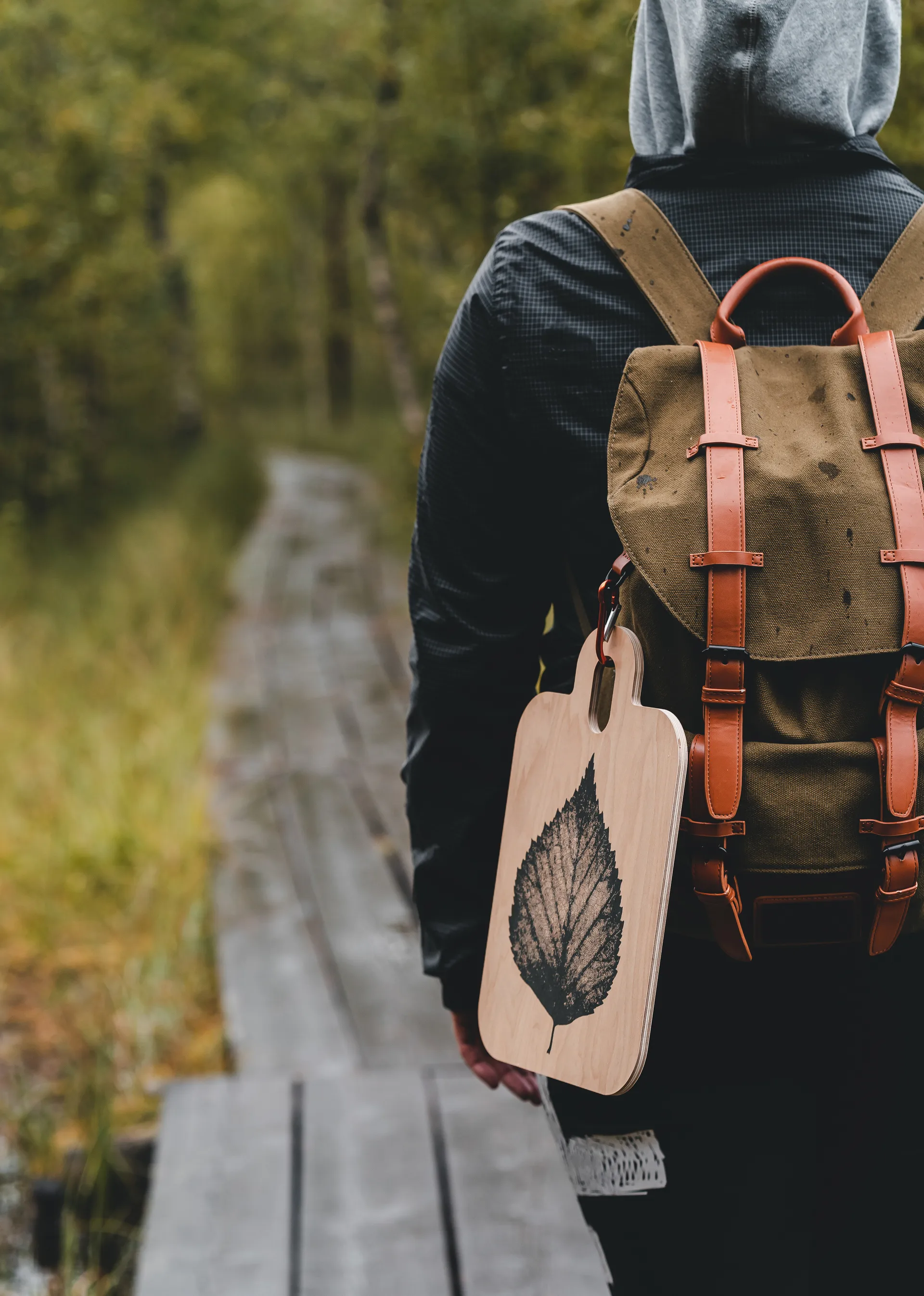 Nordic Chop & Serve 托盘 21x31 cm, The Pine Cone-The Birch Leaf Muurla